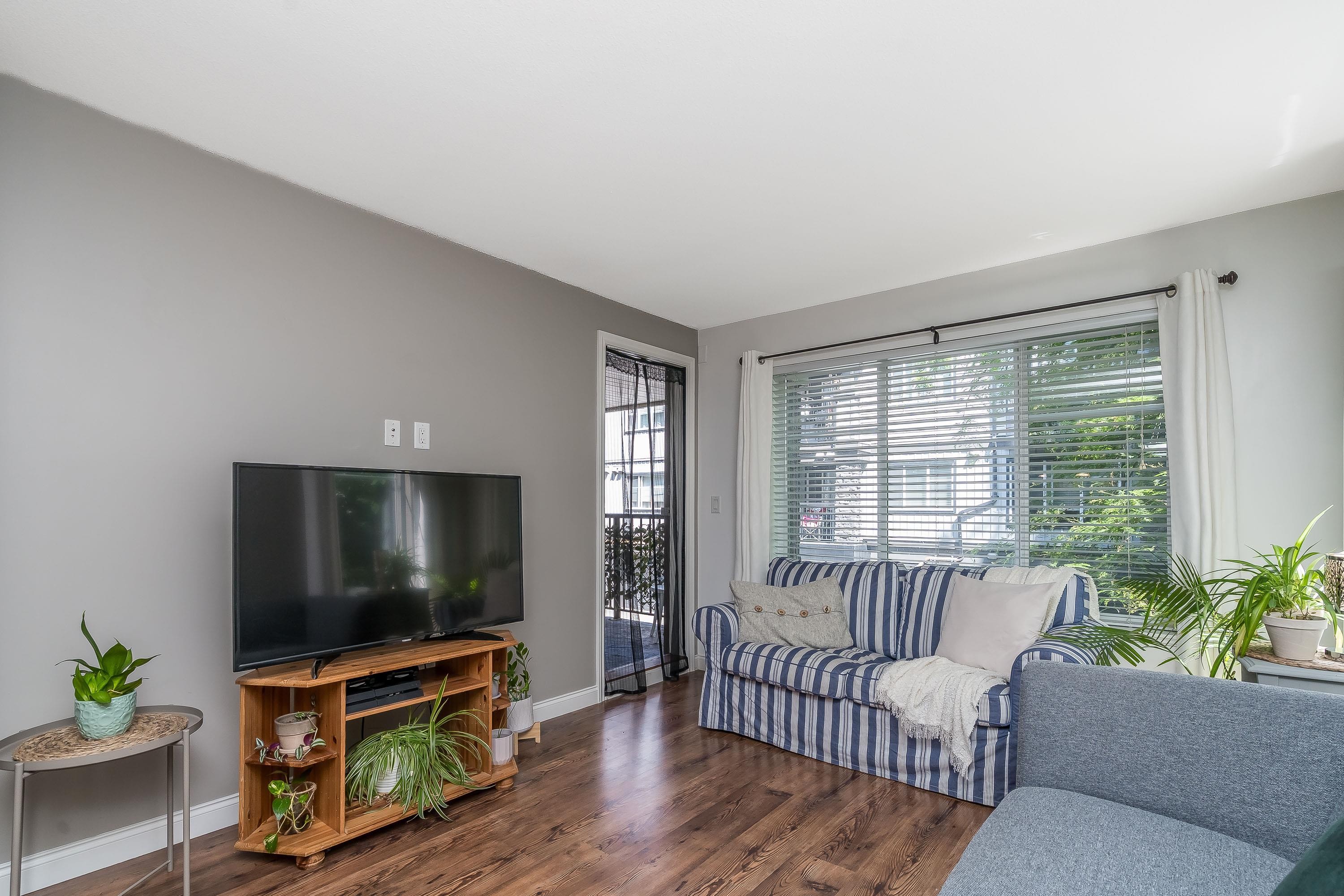 









5454


198

Street, 107,
Langley,




BC
V3A 1G2

