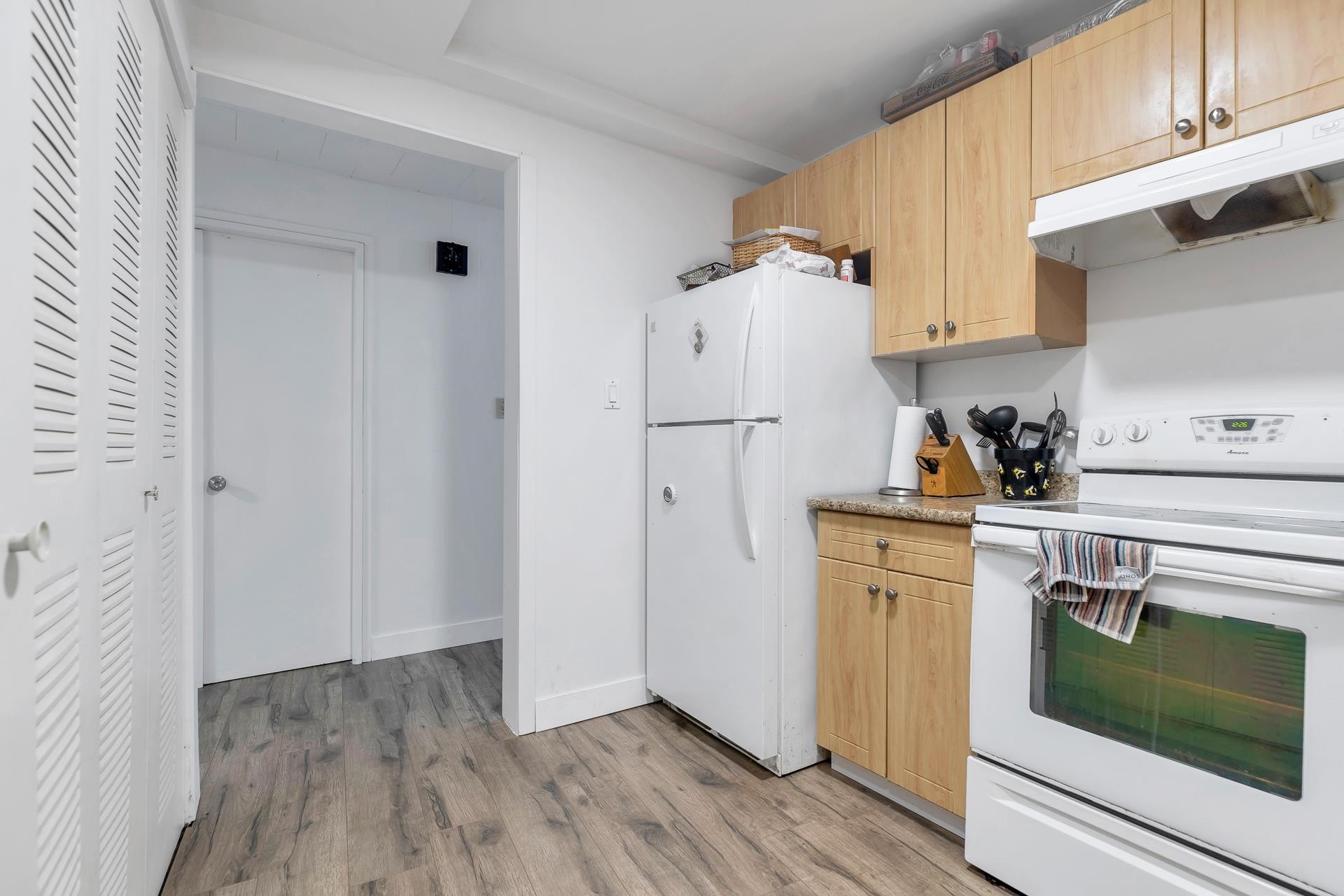 









32670


Avalon

Crescent,
Abbotsford,




BC
V2T 3S6

