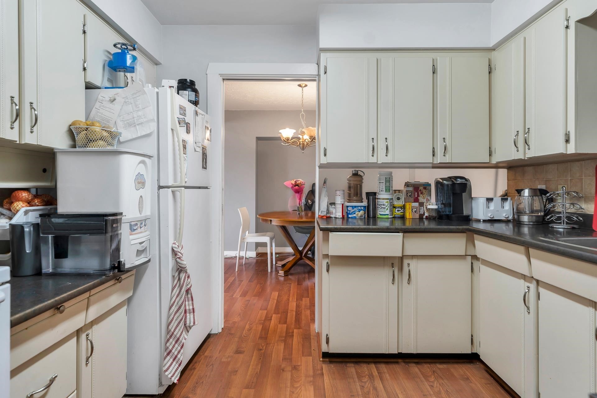 









32670


Avalon

Crescent,
Abbotsford,




BC
V2T 3S6

