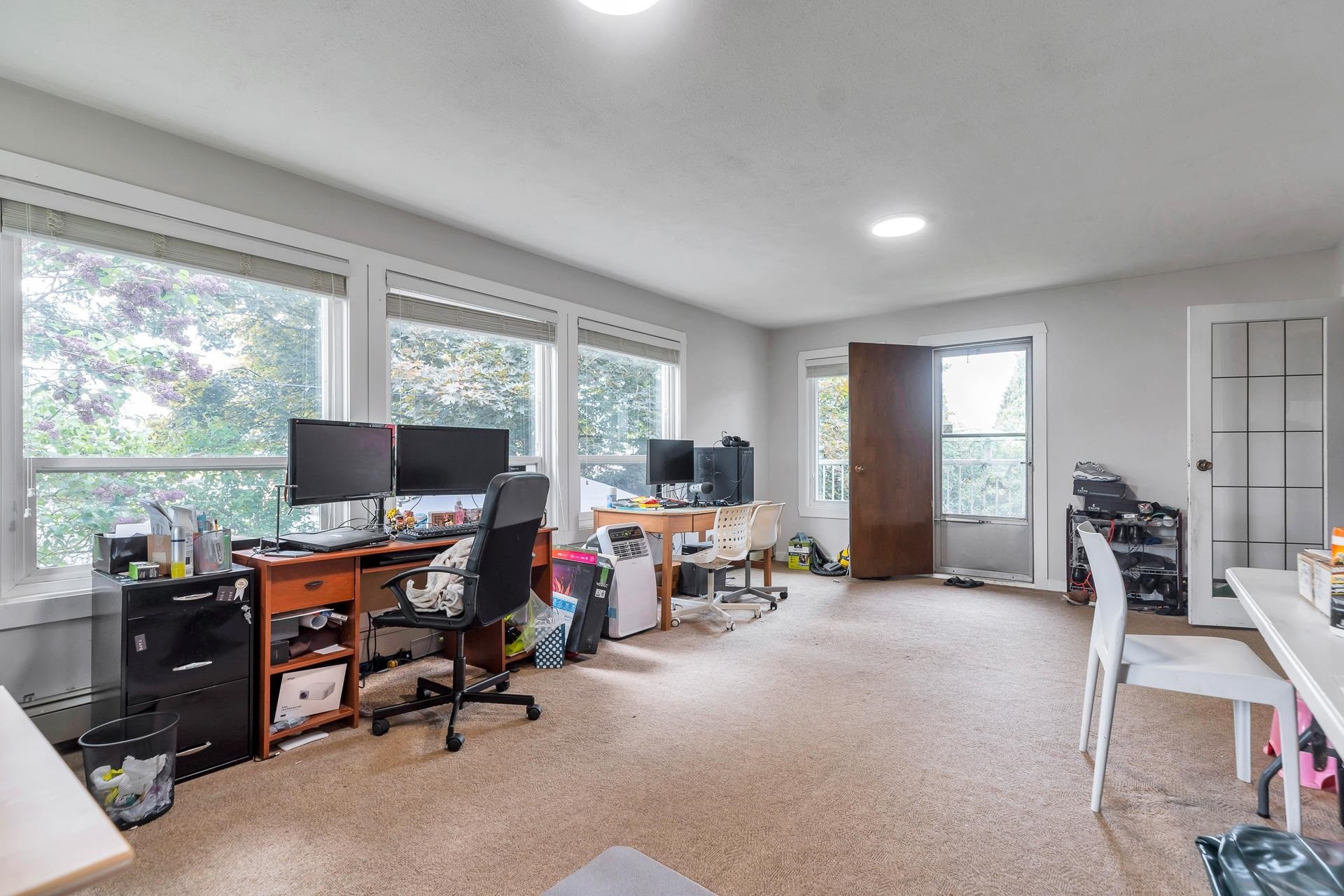 









32670


Avalon

Crescent,
Abbotsford,




BC
V2T 3S6

