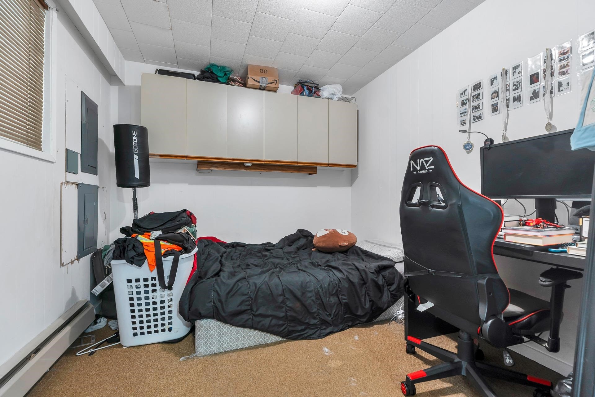 









32670


Avalon

Crescent,
Abbotsford,




BC
V2T 3S6

