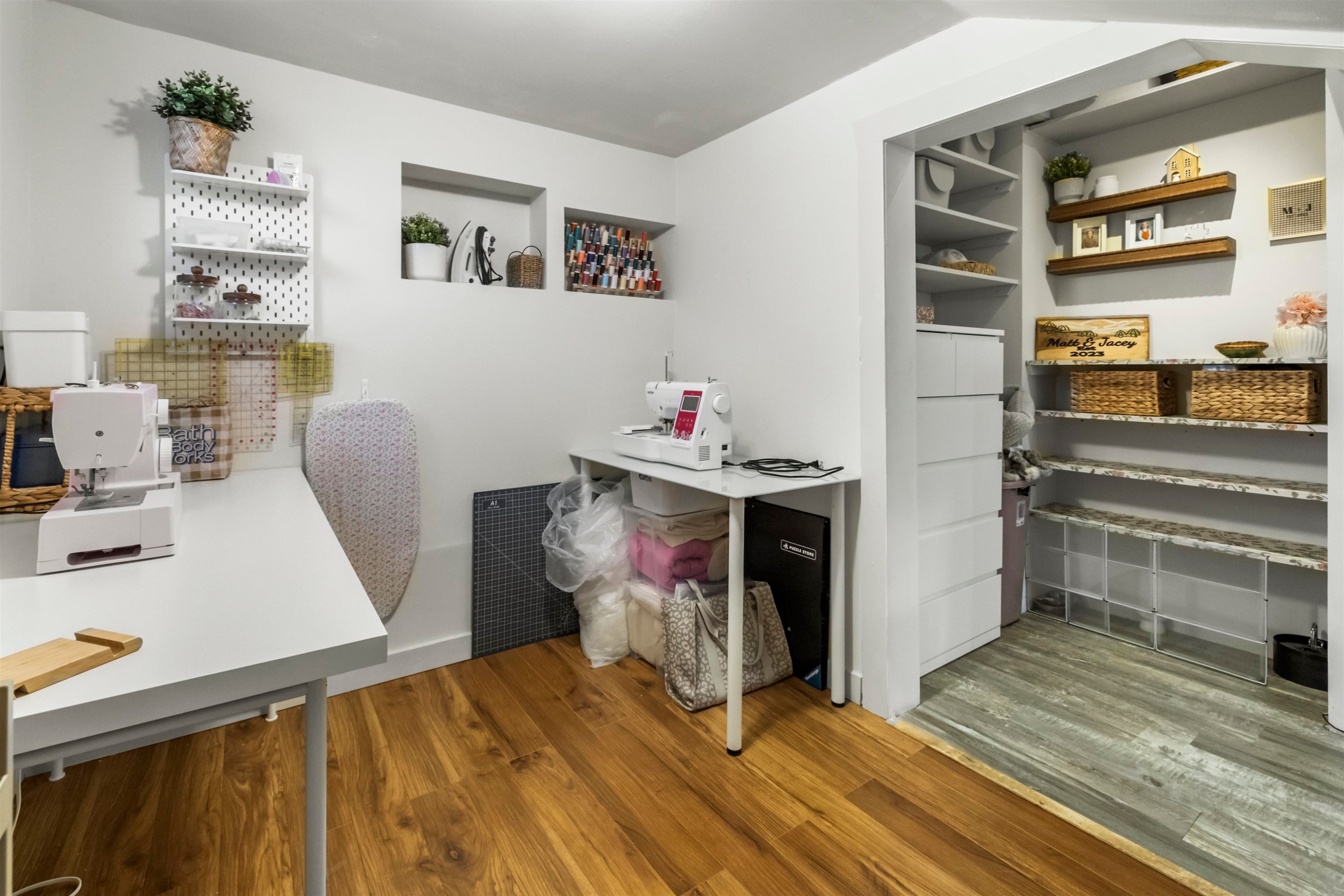 









15336


112

Avenue,
Surrey,




BC
V3R 8Y8

