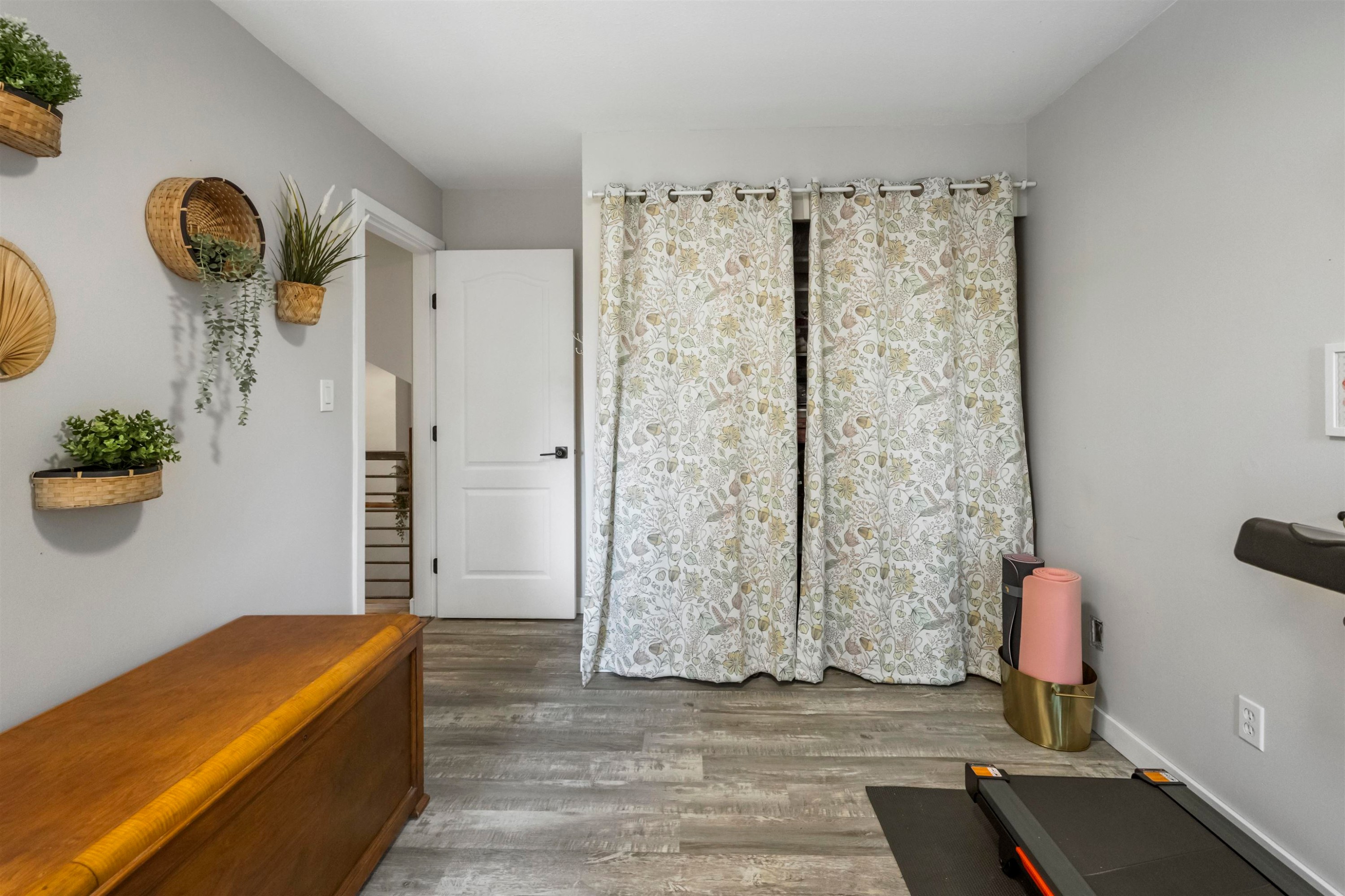 









15336


112

Avenue,
Surrey,




BC
V3R 8Y8

