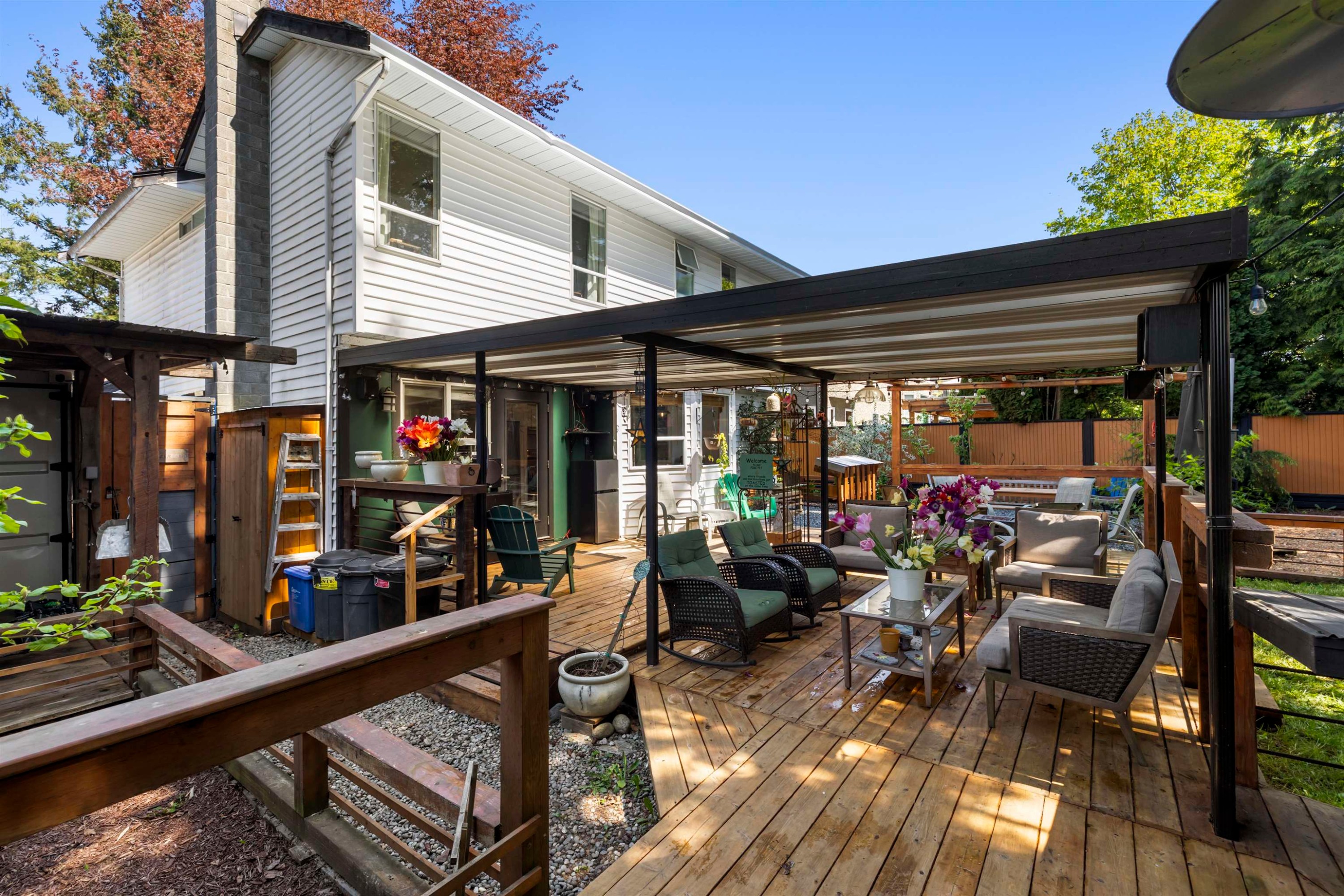 









15336


112

Avenue,
Surrey,




BC
V3R 8Y8

