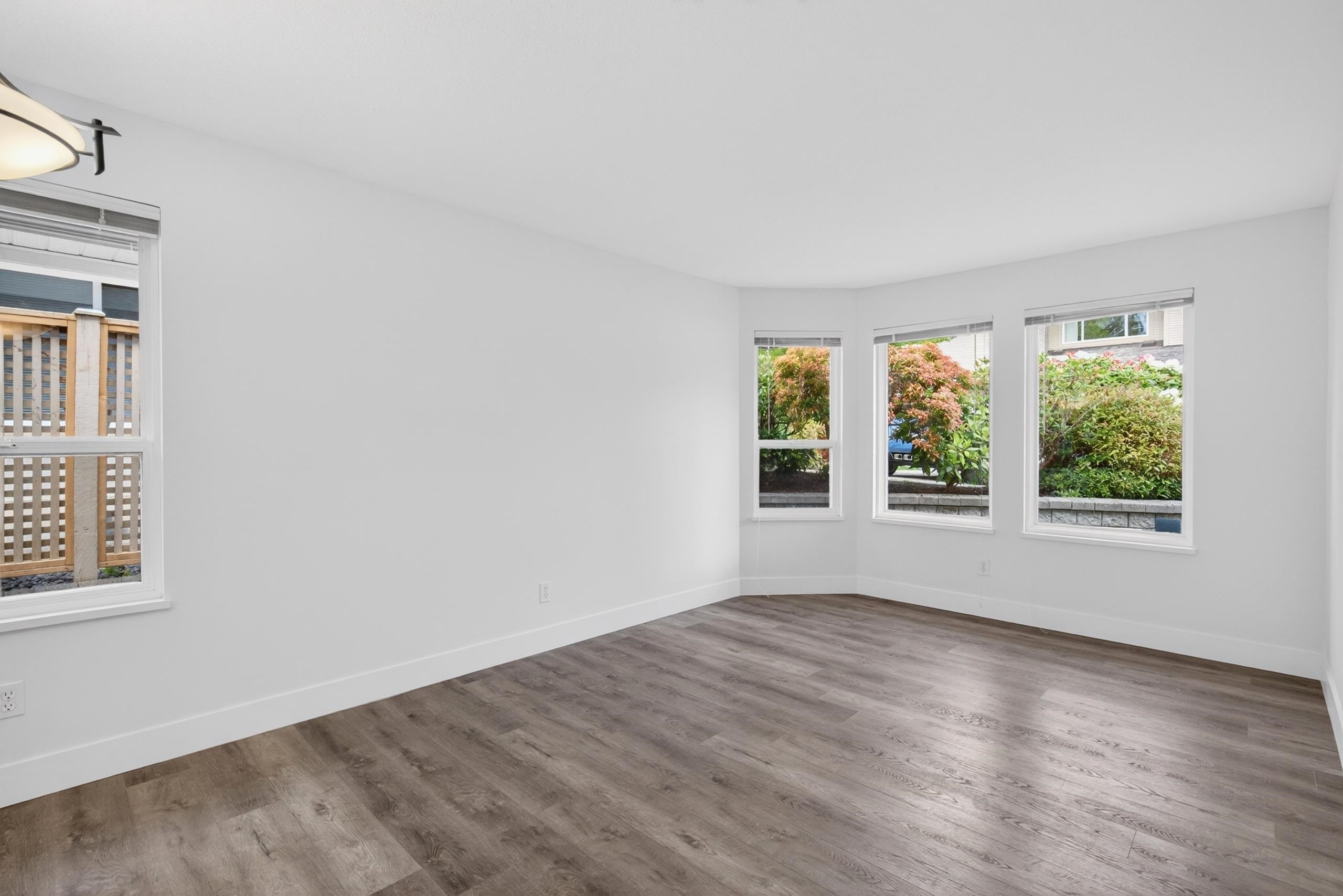 









13888


70

Avenue, 249,
Surrey,




BC
V3W 0R8

