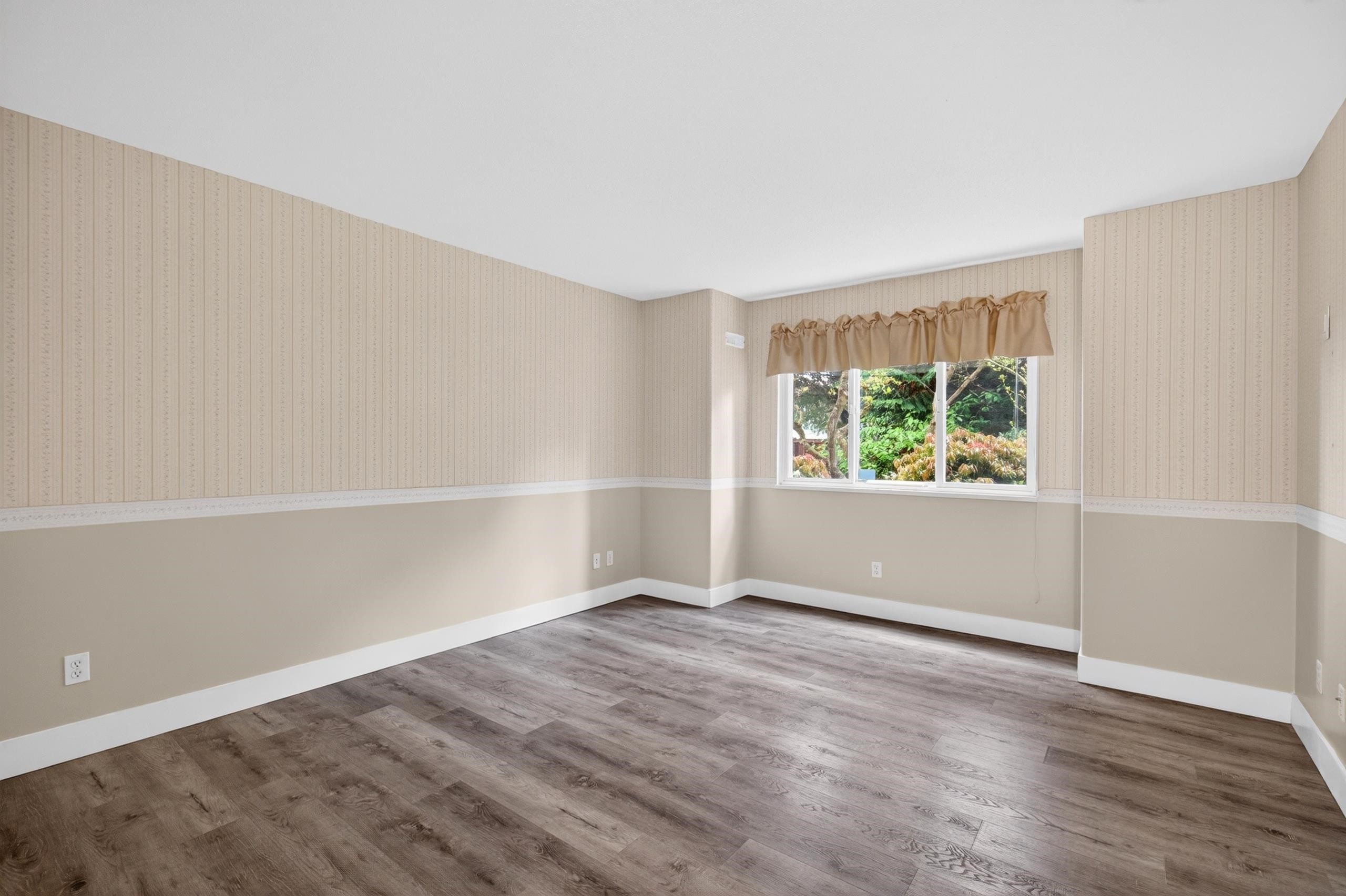 









13888


70

Avenue, 249,
Surrey,




BC
V3W 0R8

