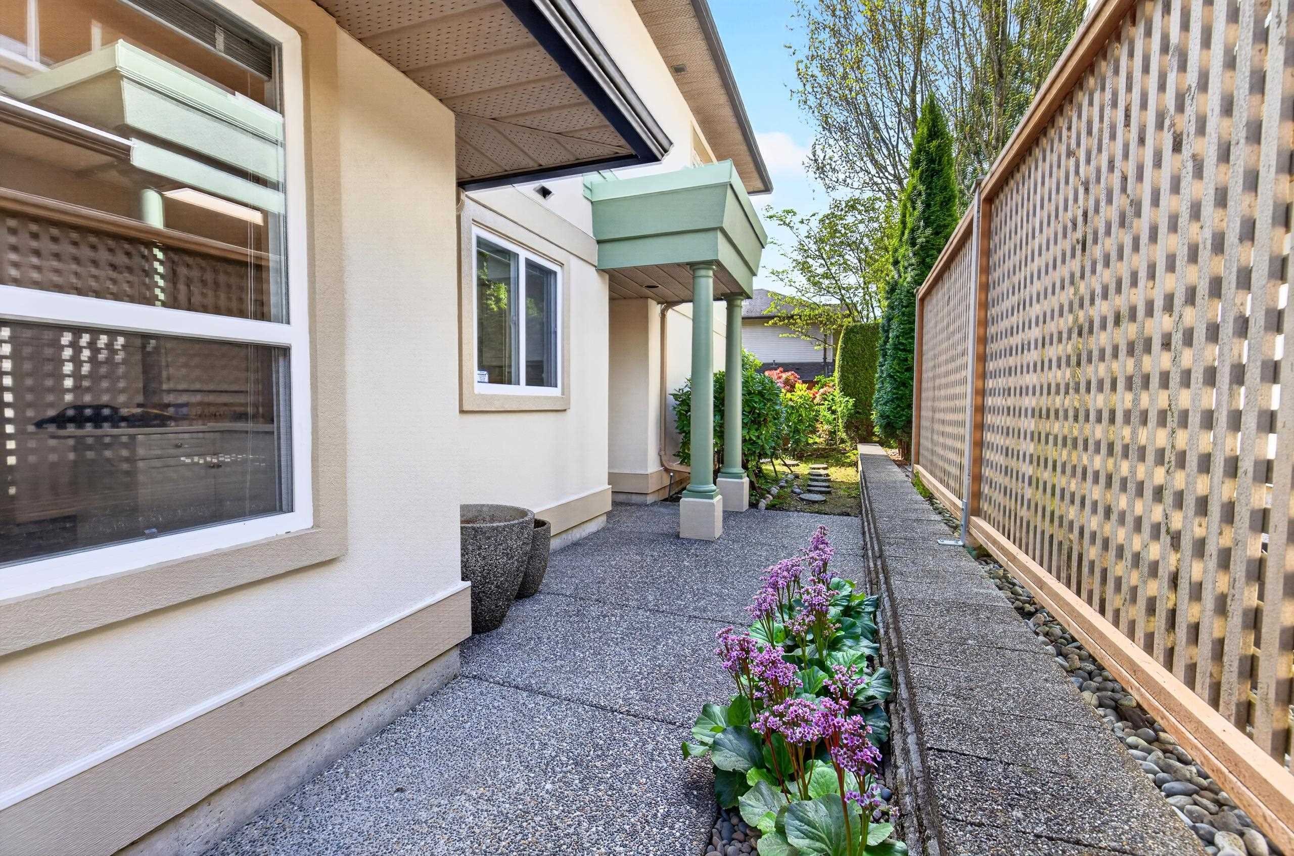 









13888


70

Avenue, 249,
Surrey,




BC
V3W 0R8

