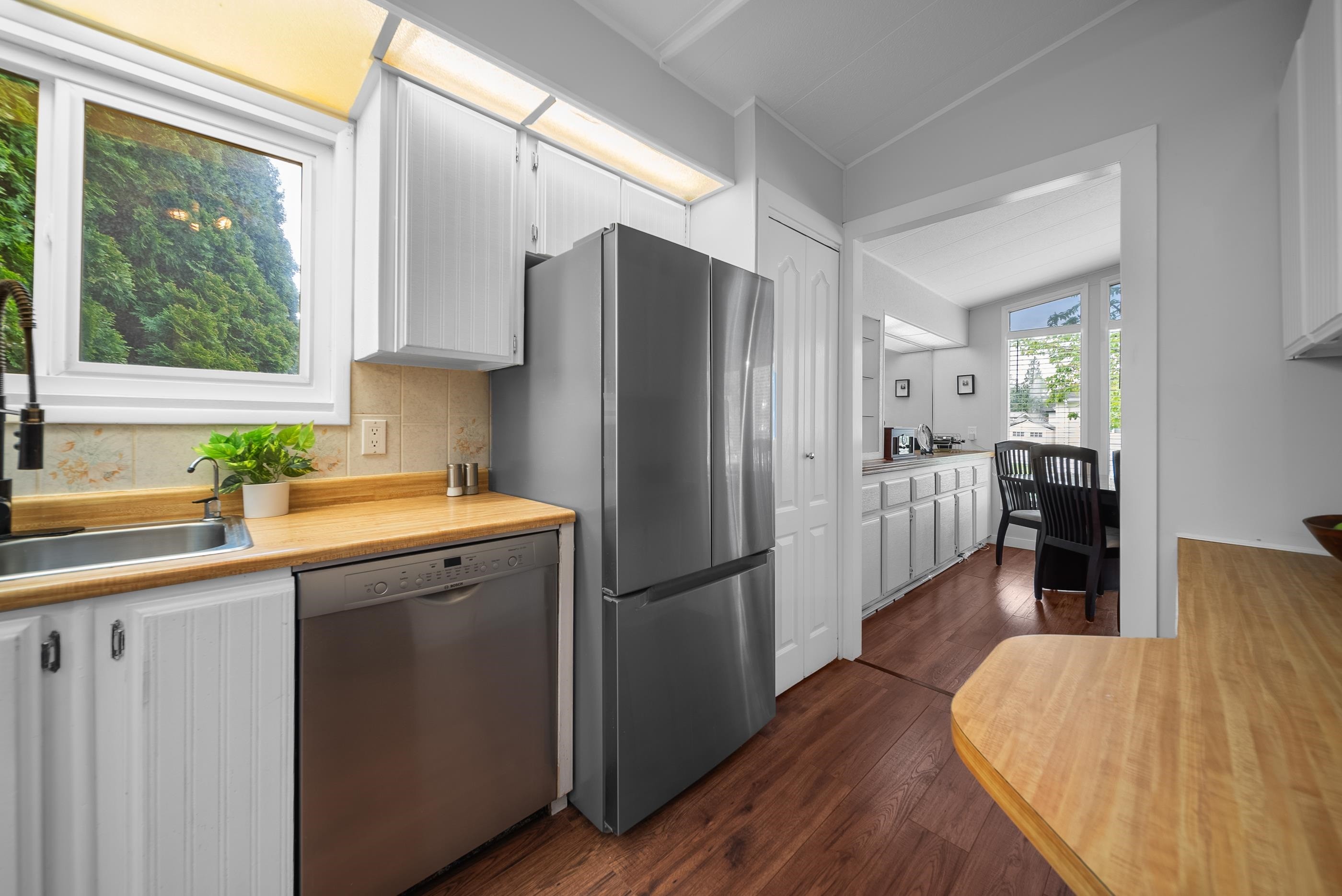 









3665


244

Street, 120,
Langley,




BC
V2Z 1N1

