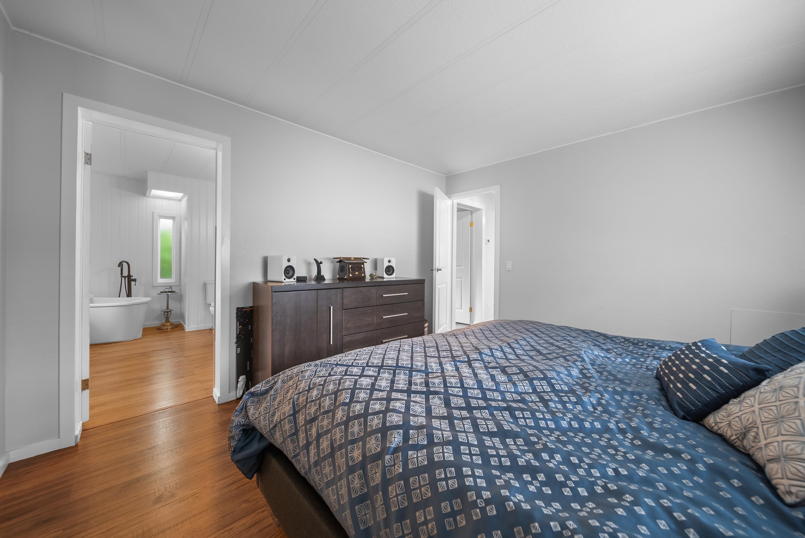 









3665


244

Street, 120,
Langley,




BC
V2Z 1N1

