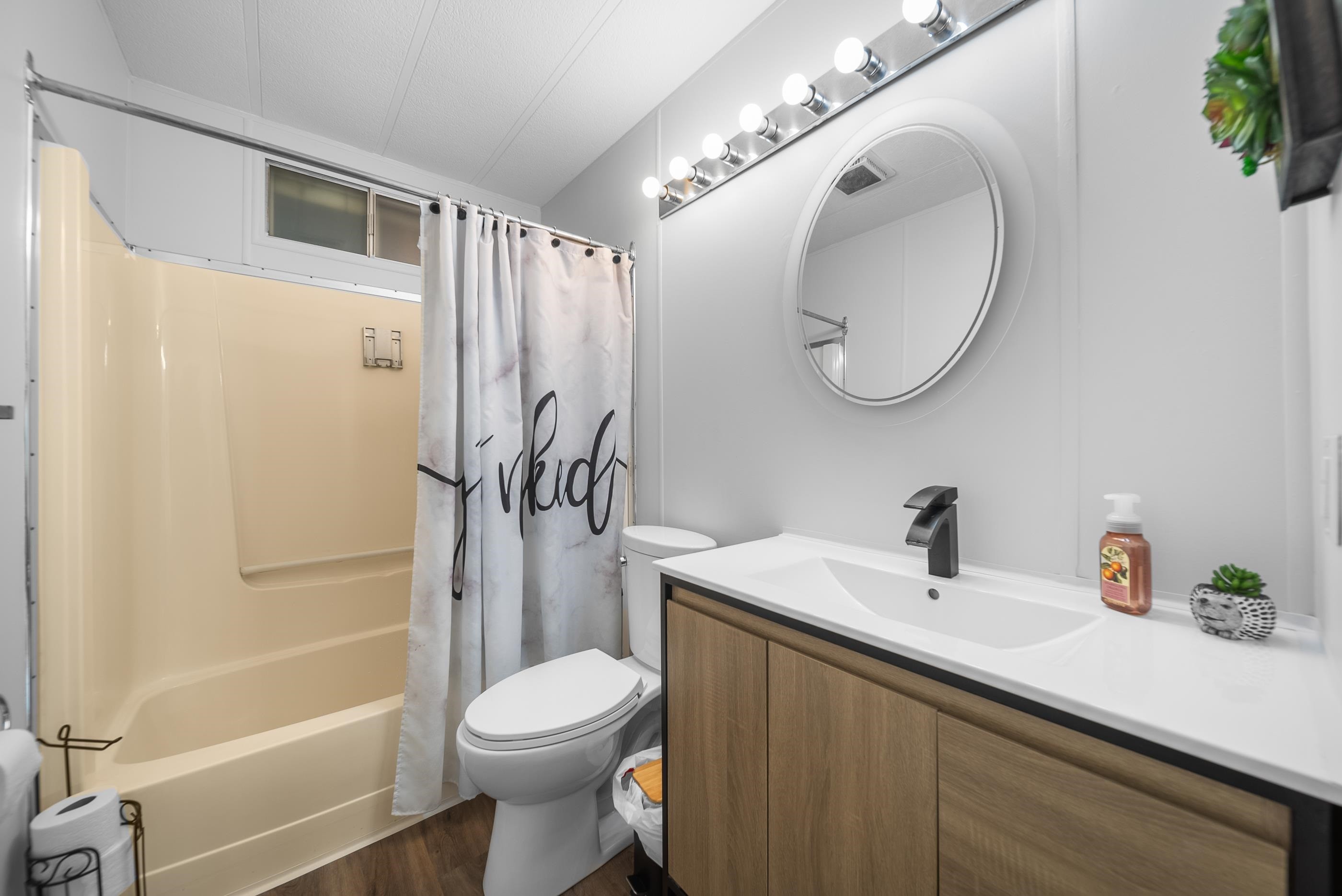 









3665


244

Street, 120,
Langley,




BC
V2Z 1N1

