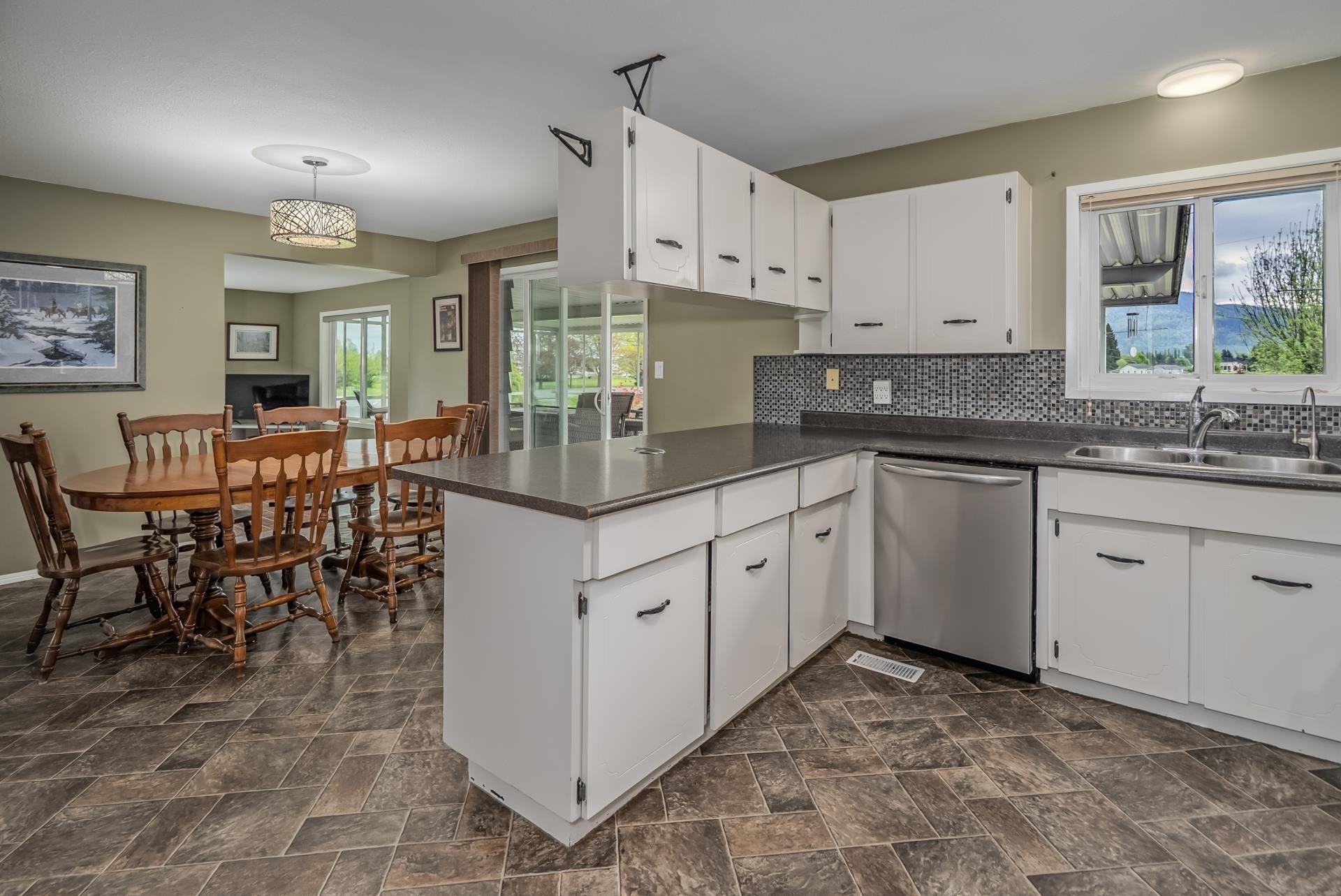 









9079


Sylvester

Road,
Mission,




BC
V2V 7K6

