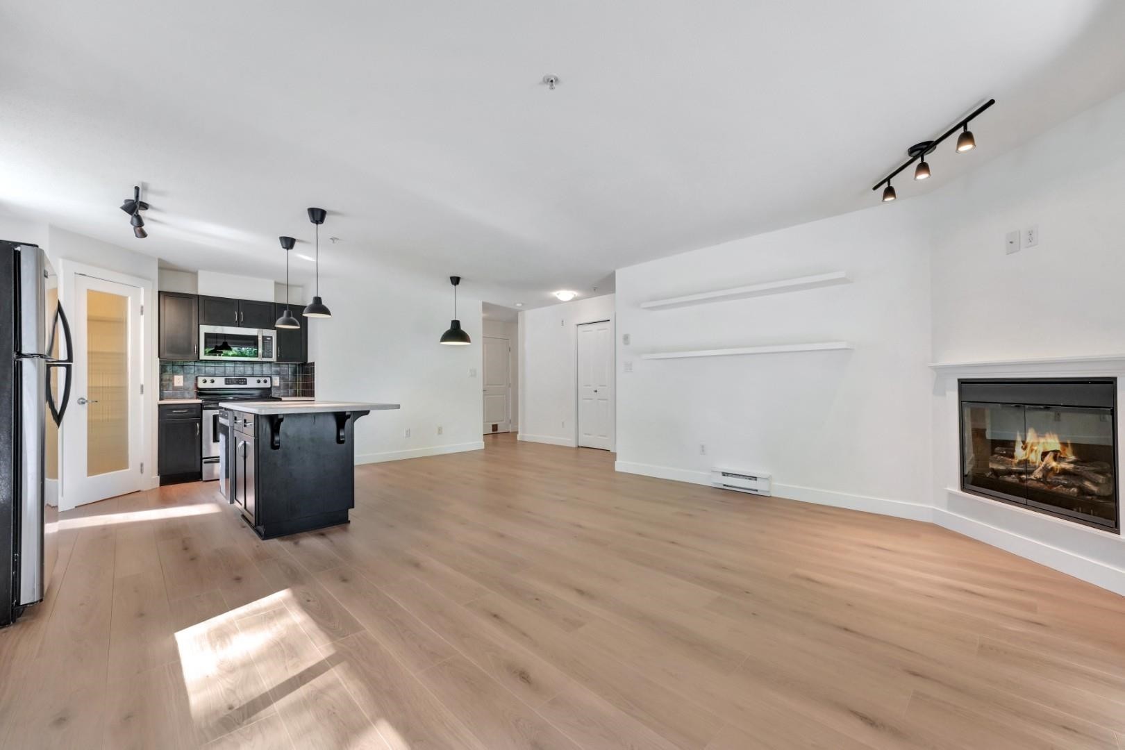 









2038


Sandalwood

Crescent, 210,
Abbotsford,




BC
V2S 3H6

