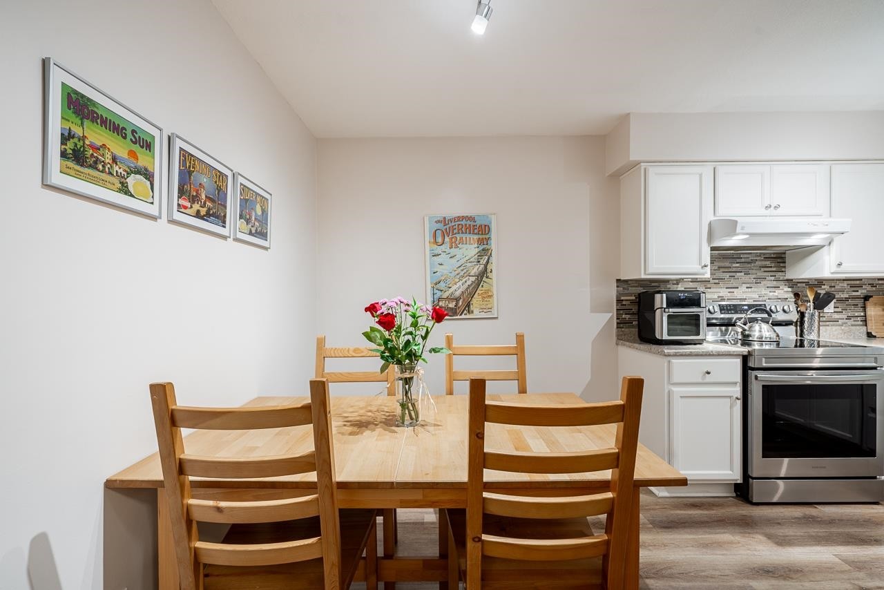 









15429


90

Avenue,
Surrey,




BC
V3R 9J5

