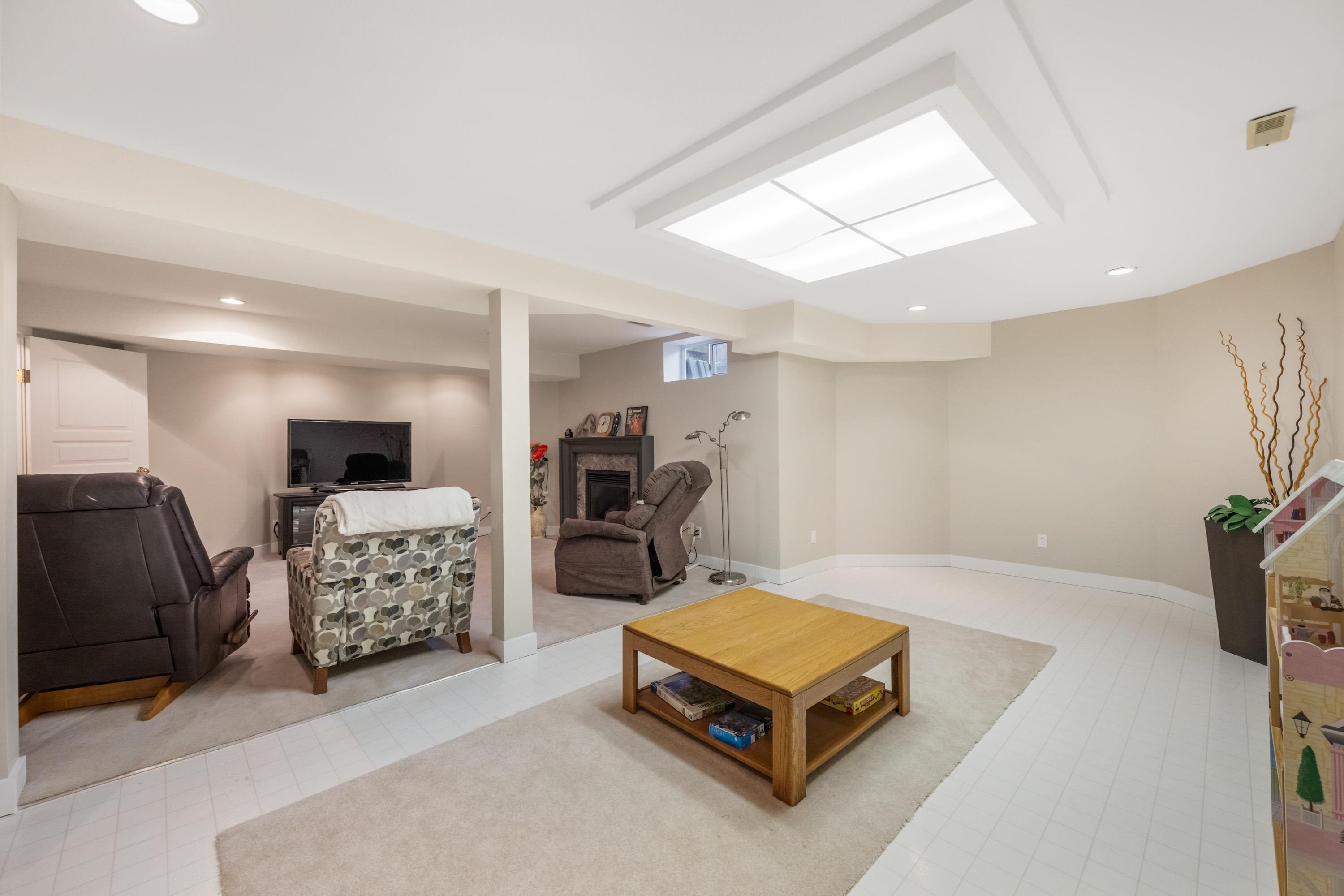 









8428


215

Street,
Langley,




BC
V1M 2M1

