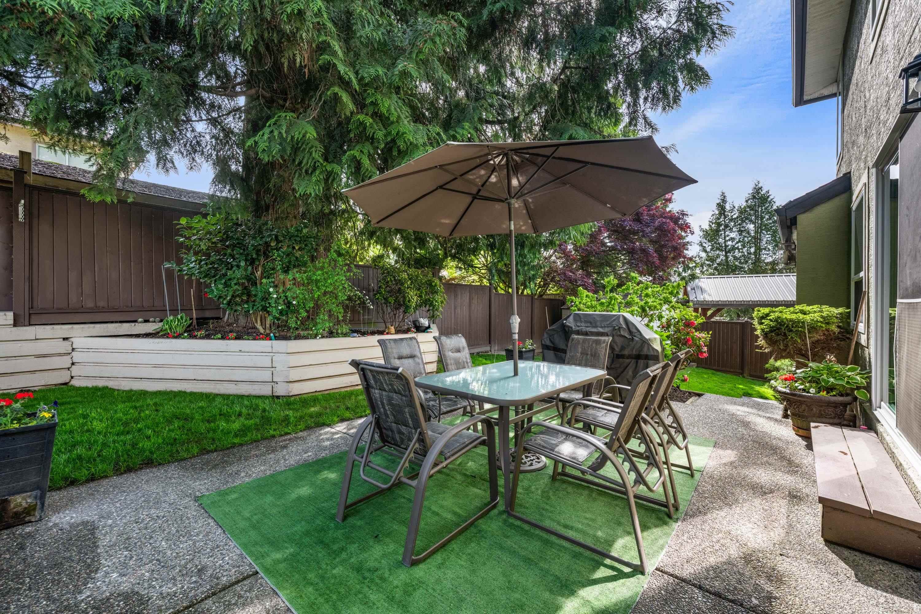 









8428


215

Street,
Langley,




BC
V1M 2M1

