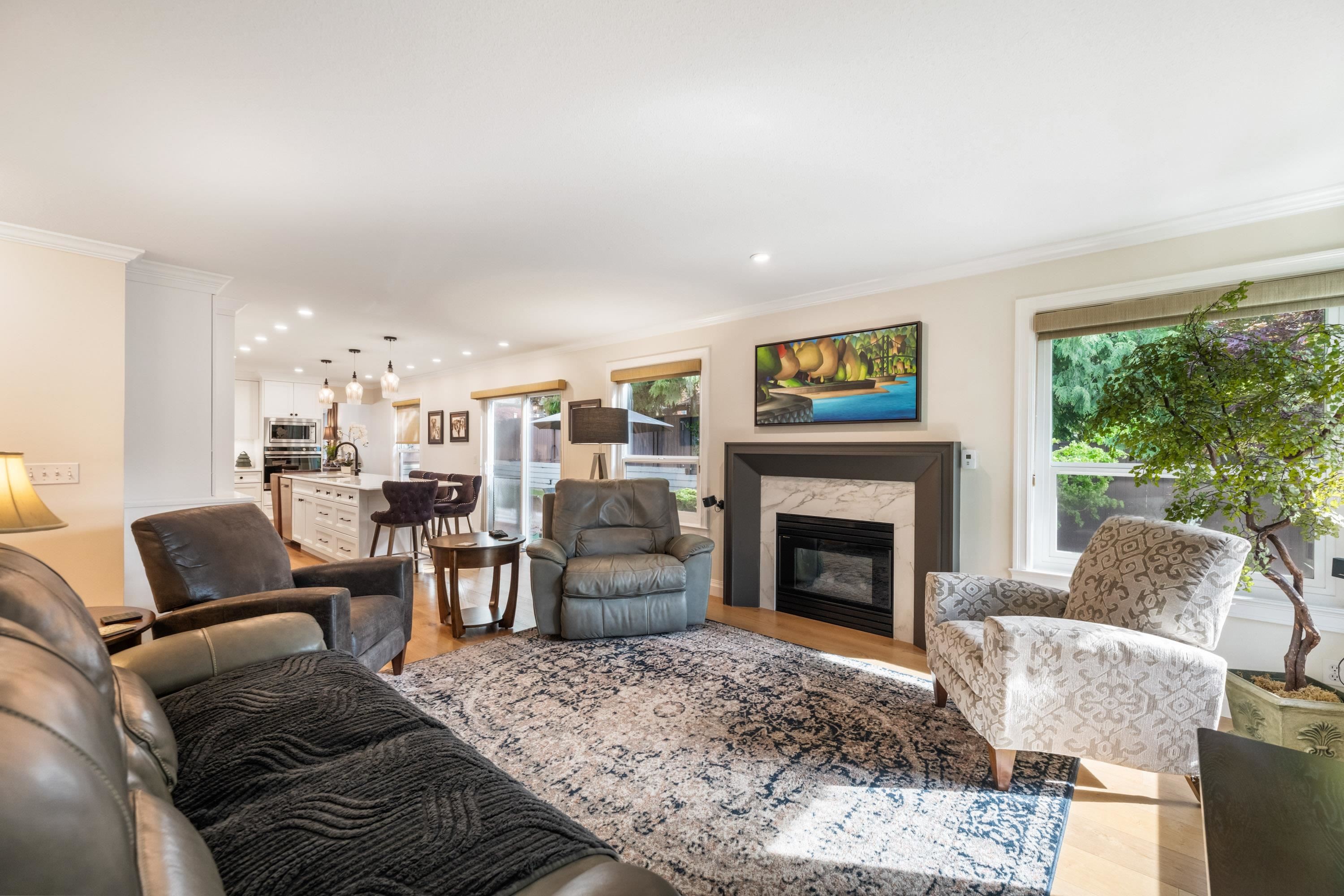 









8428


215

Street,
Langley,




BC
V1M 2M1

