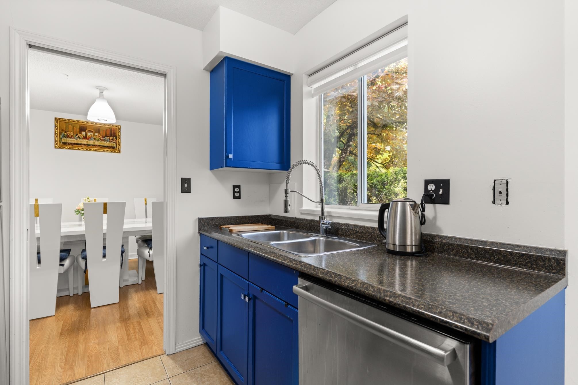 









14861


98

Avenue, 123,
Surrey,




BC
V3R 9Z8

