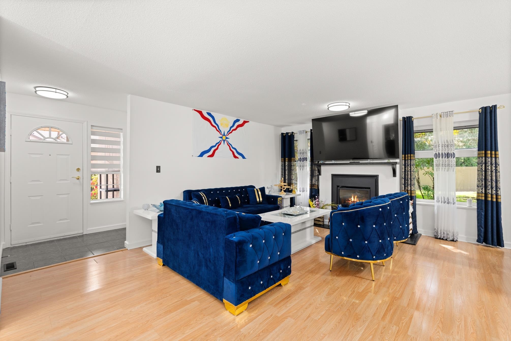 









14861


98

Avenue, 123,
Surrey,




BC
V3R 9Z8

