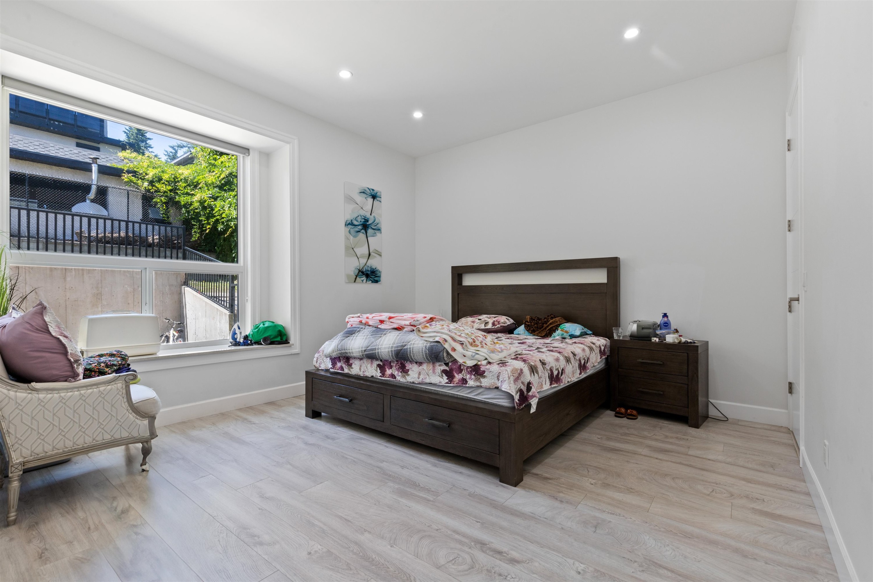 









14678


St Andrews

Drive,
Surrey,




BC
V3R 5V4

