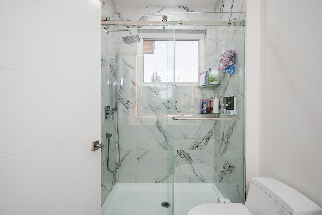 









13548


58a

Avenue,
Surrey,




BC
V3X 1K8

