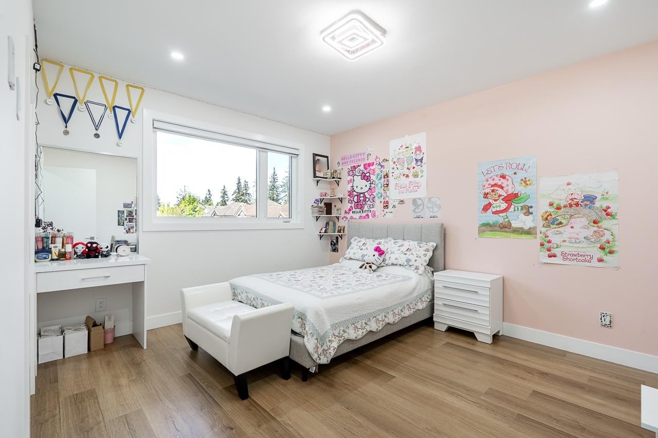 









13548


58a

Avenue,
Surrey,




BC
V3X 1K8

