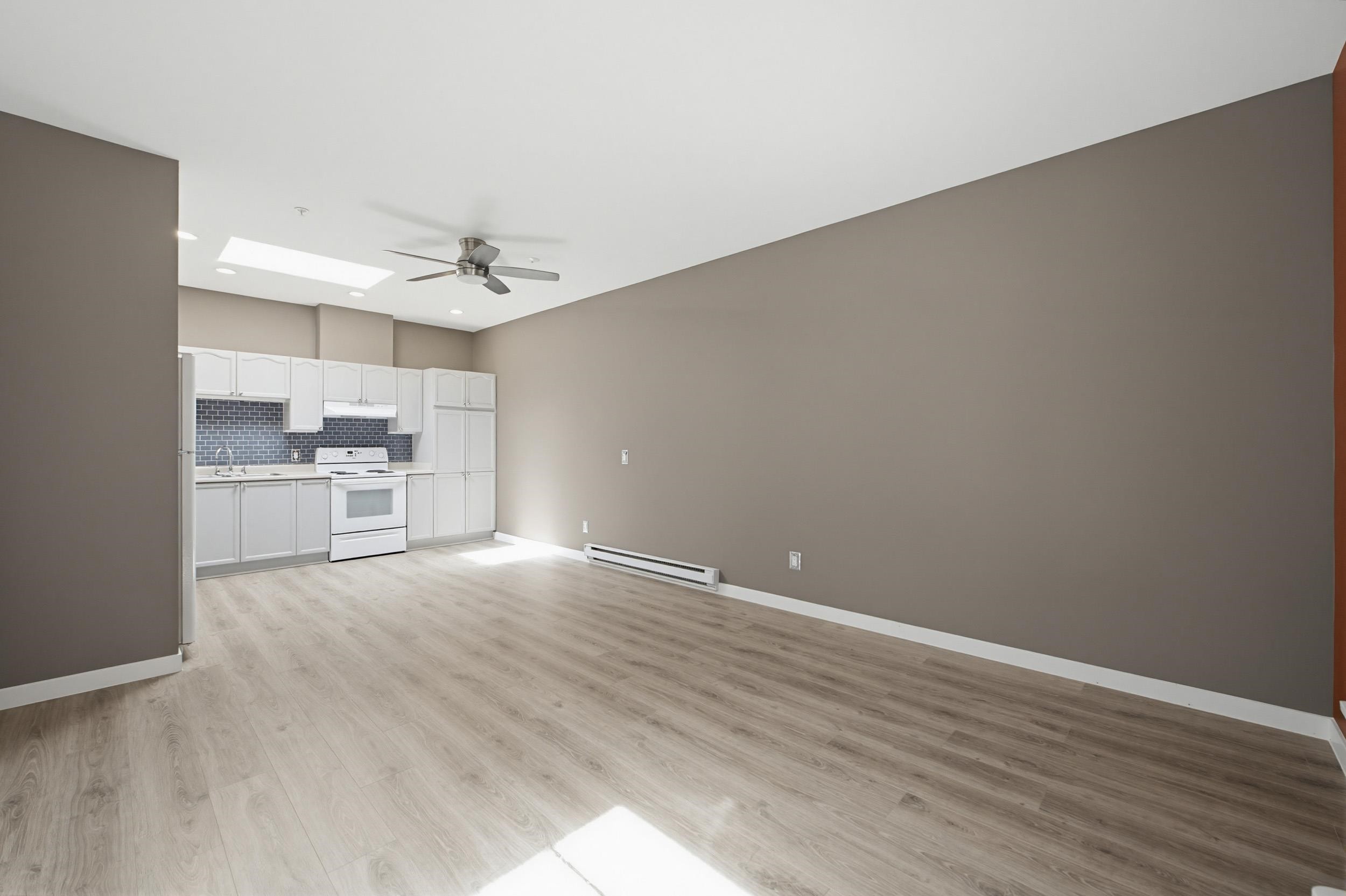 









5678


199

Street, 213,
Langley,




BC
V3A 1H8

