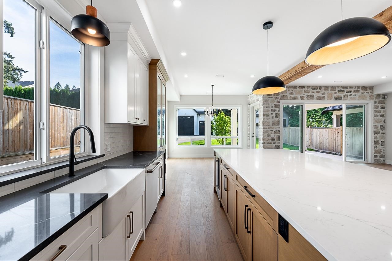 









23762


Old Yale

Road,
Langley,




BC
V2Z 2K4

