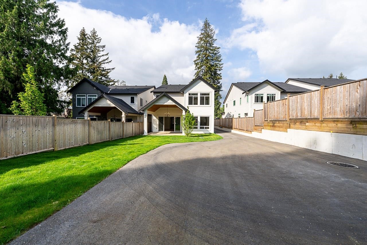 









23762


Old Yale

Road,
Langley,




BC
V2Z 2K4

