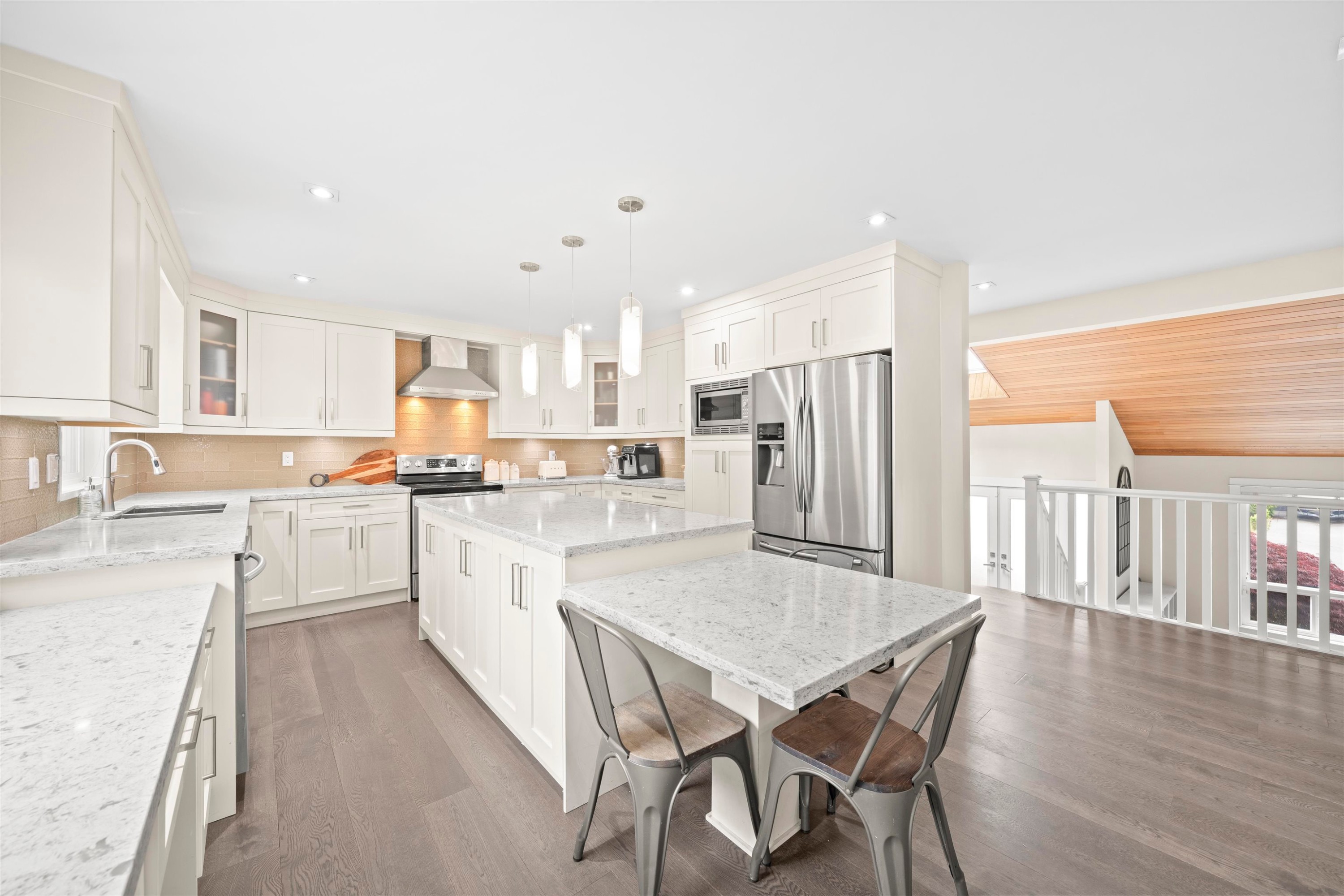









15412


Kilkee

Place,
Surrey,




BC
V3S 6E8

