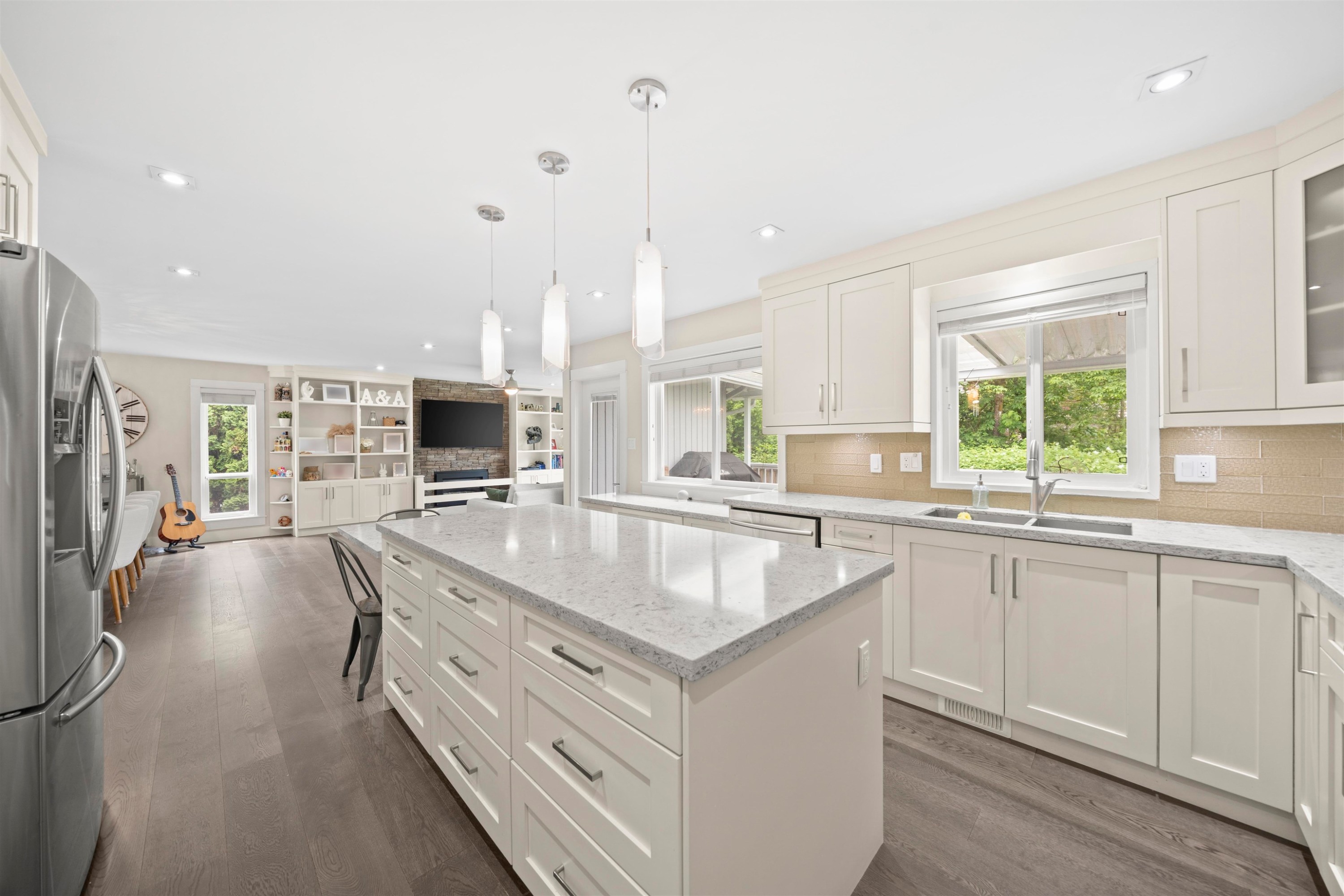 









15412


Kilkee

Place,
Surrey,




BC
V3S 6E8

