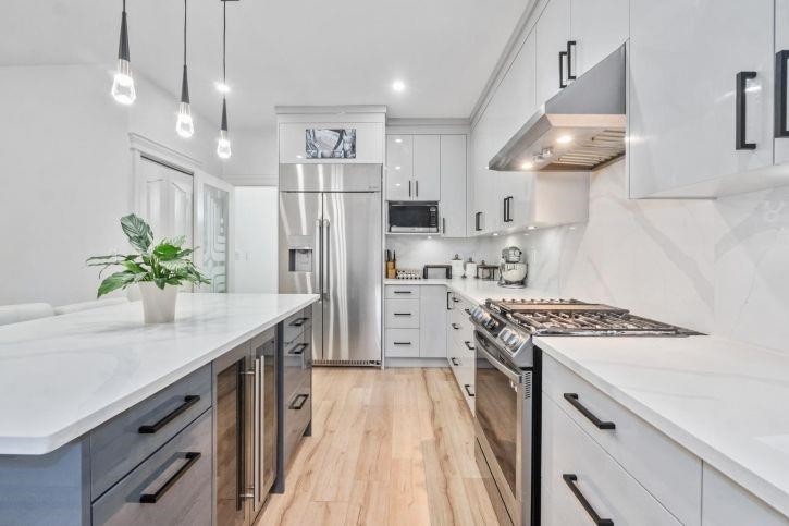 









13288


62b

Avenue,
Surrey,




BC
V3X 3V2


