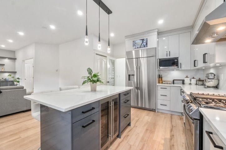 









13288


62b

Avenue,
Surrey,




BC
V3X 3V2

