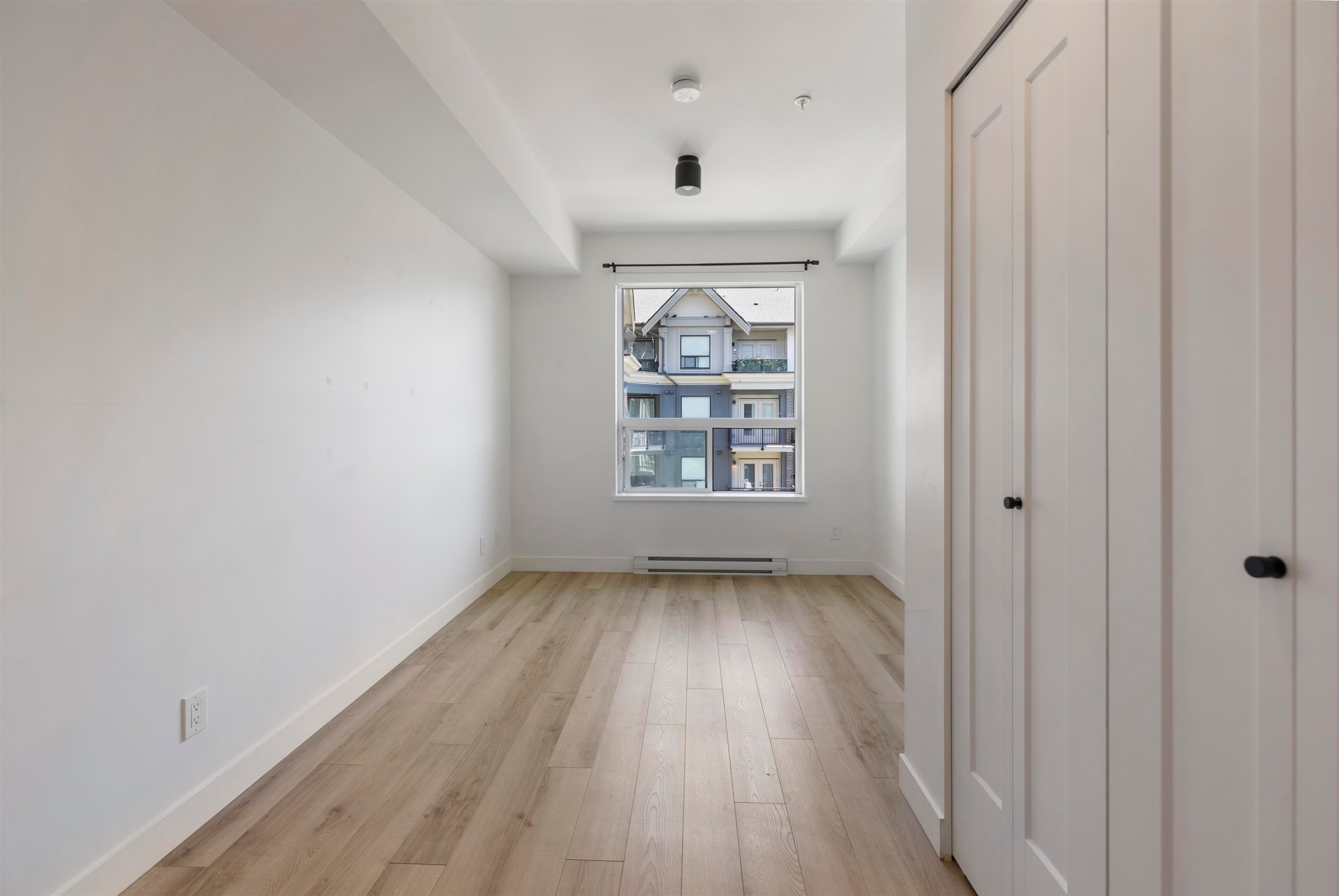 









2493


Montrose

Avenue, 416-417,
Abbotsford,




BC
V2S 3T2

