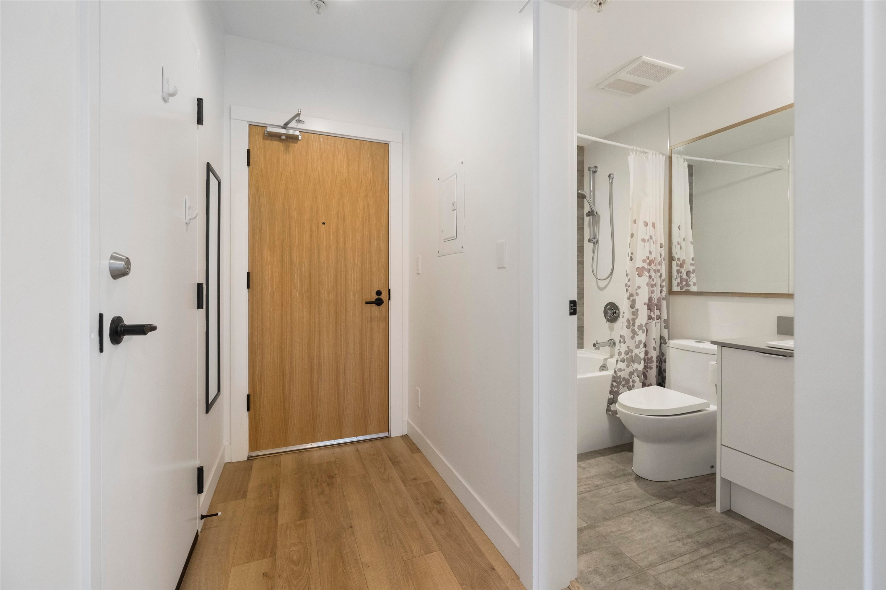 









2493


Montrose

Avenue, 416-417,
Abbotsford,




BC
V2S 3T2

