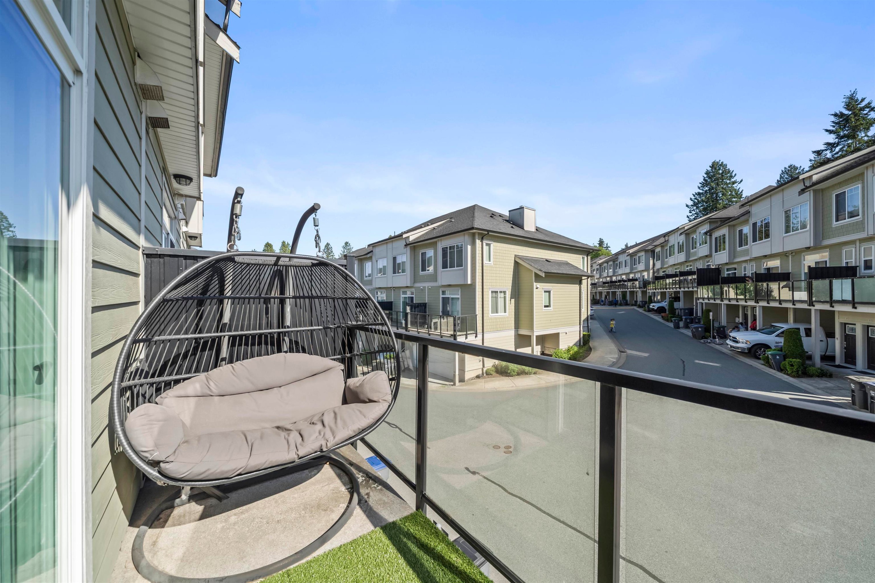 









13670


62

Avenue, 79,
Surrey,




BC
V3X 0H8

