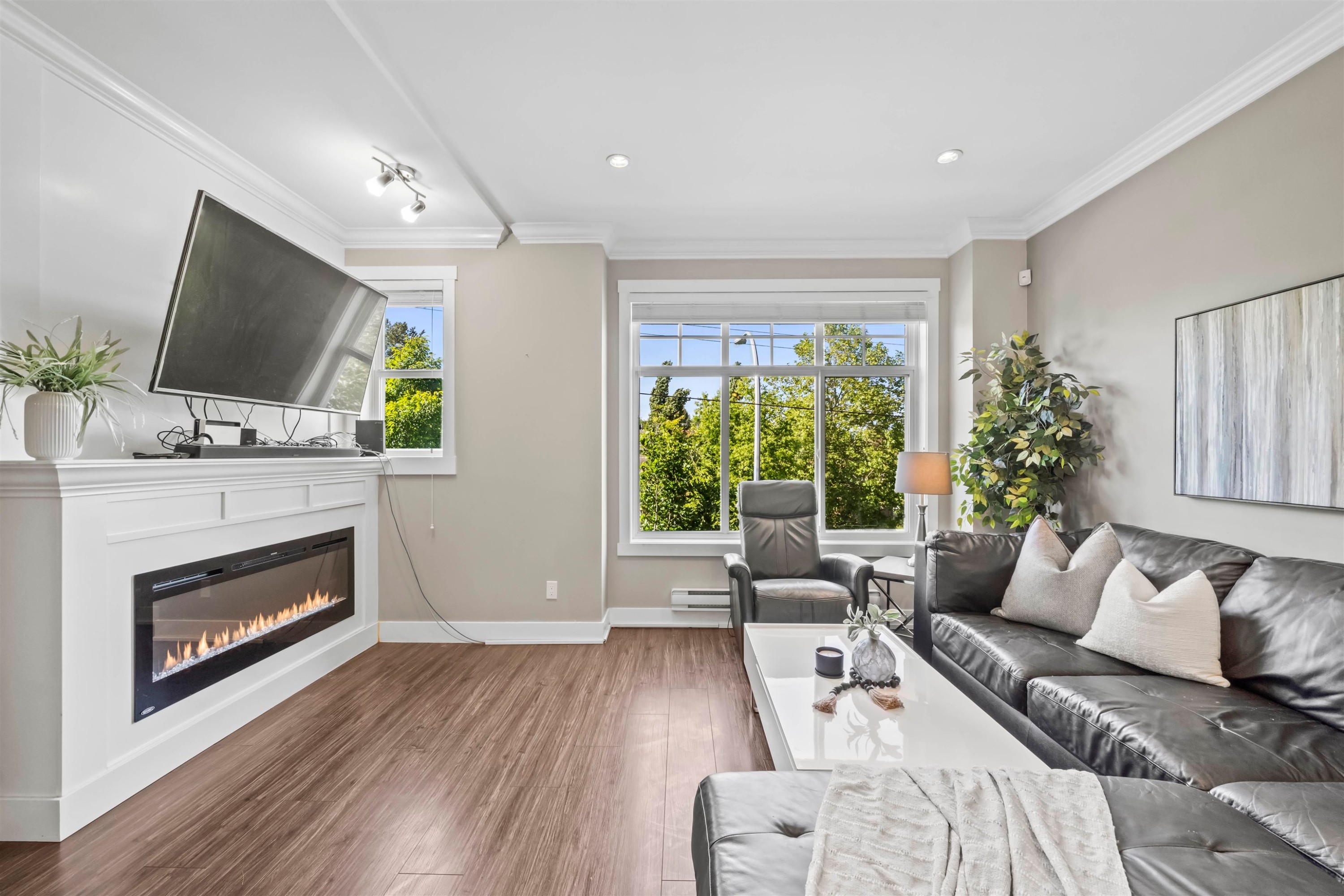 









13670


62

Avenue, 79,
Surrey,




BC
V3X 0H8

