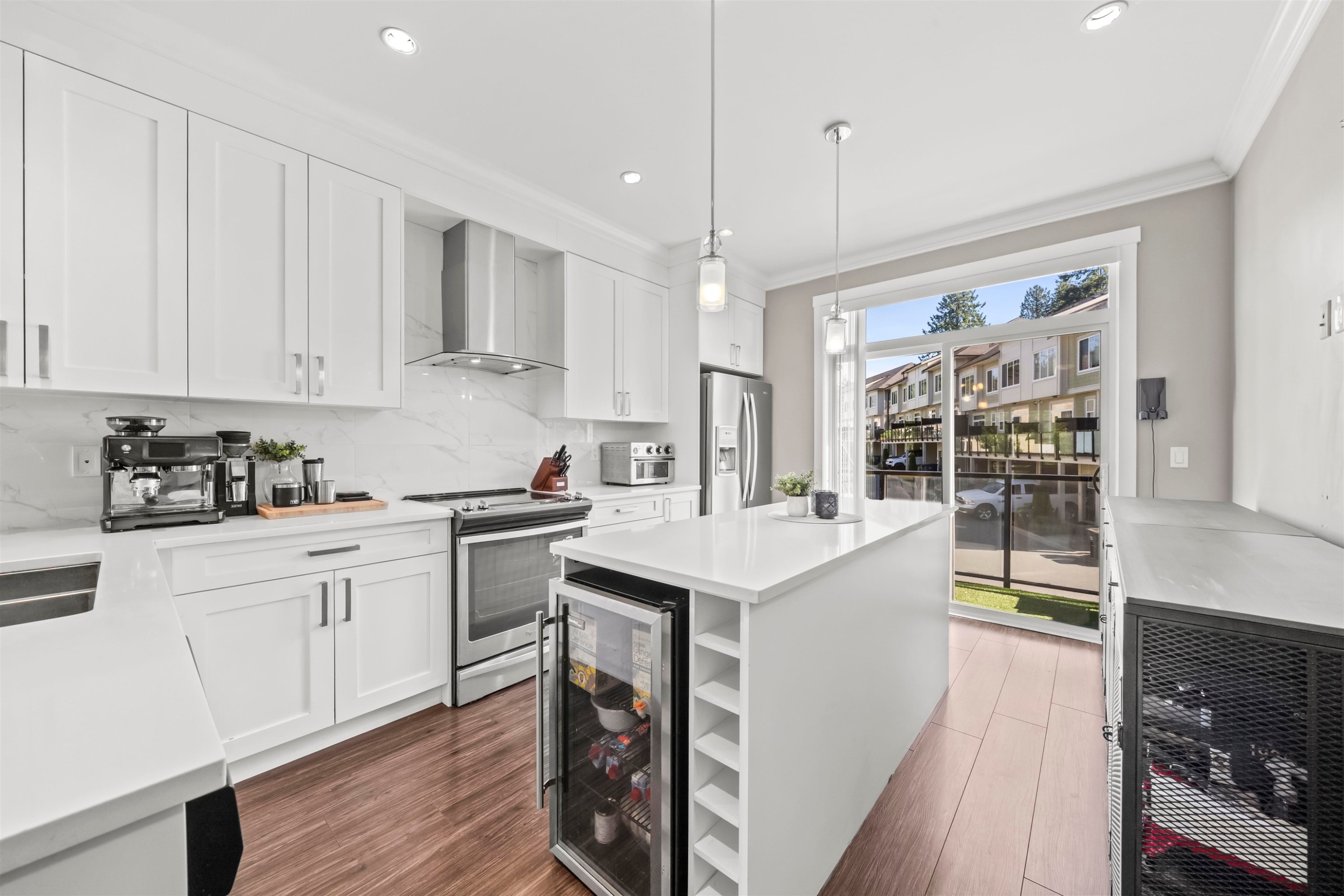 









13670


62

Avenue, 79,
Surrey,




BC
V3X 0H8

