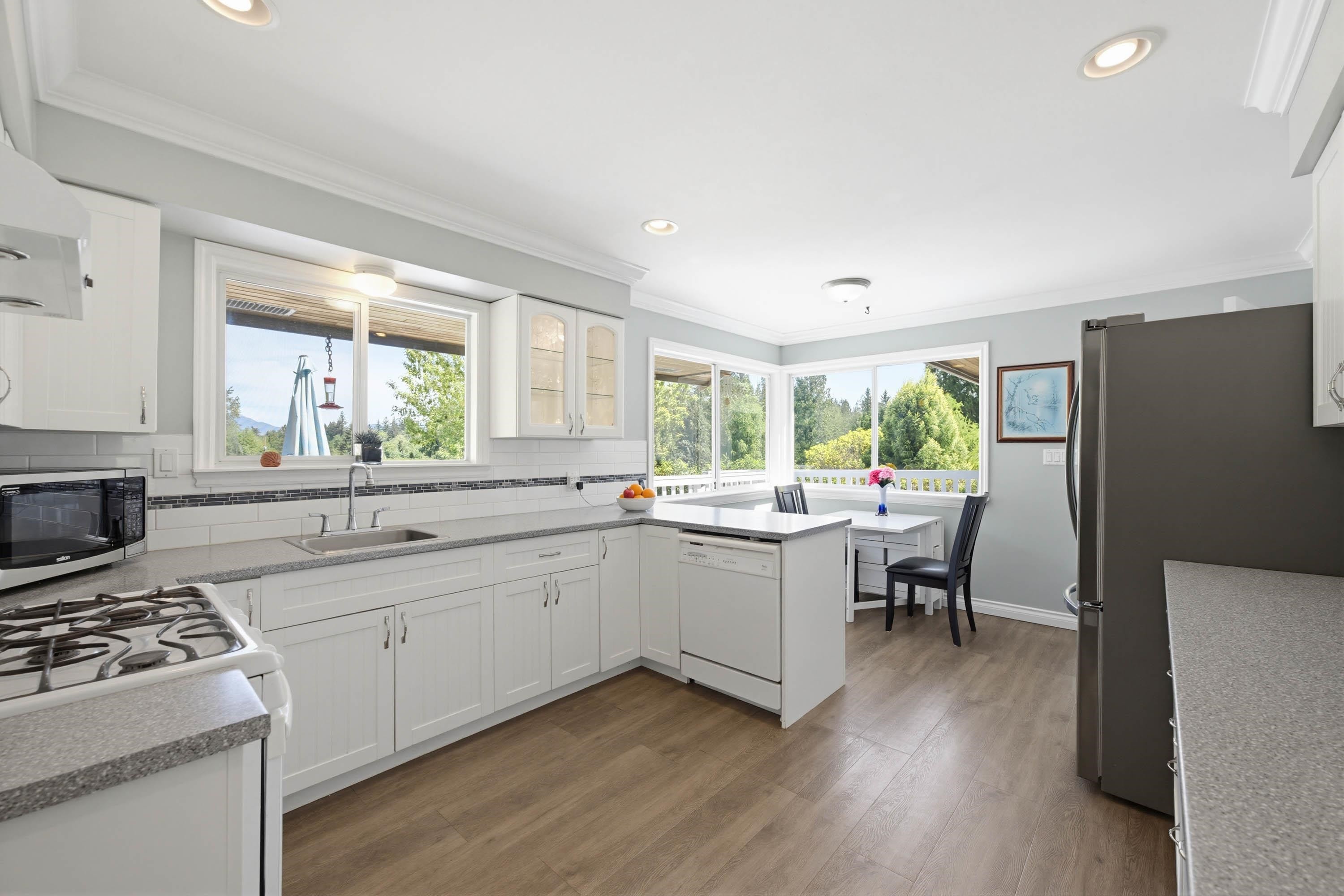 









24105


61

Avenue,
Langley,




BC
V2Y 1M5

