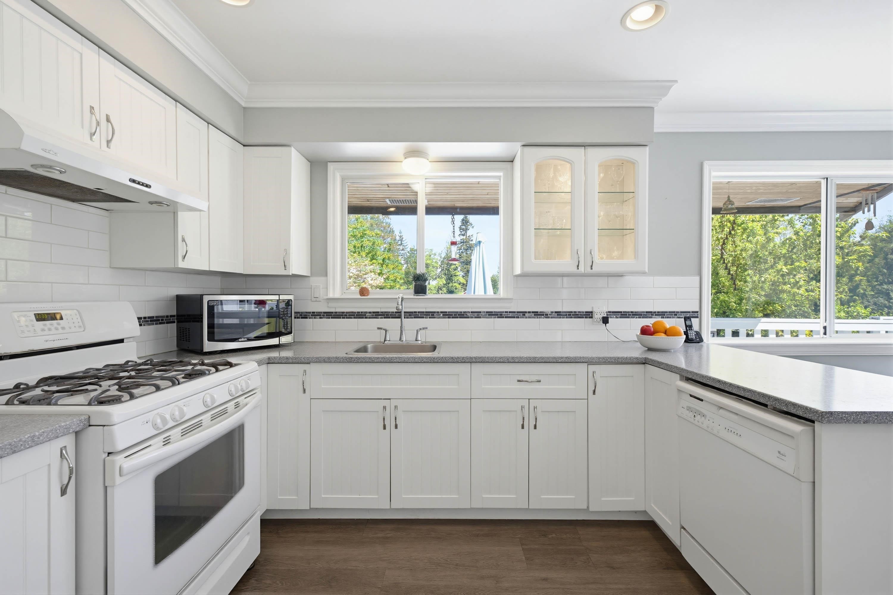 









24105


61

Avenue,
Langley,




BC
V2Y 1M5

