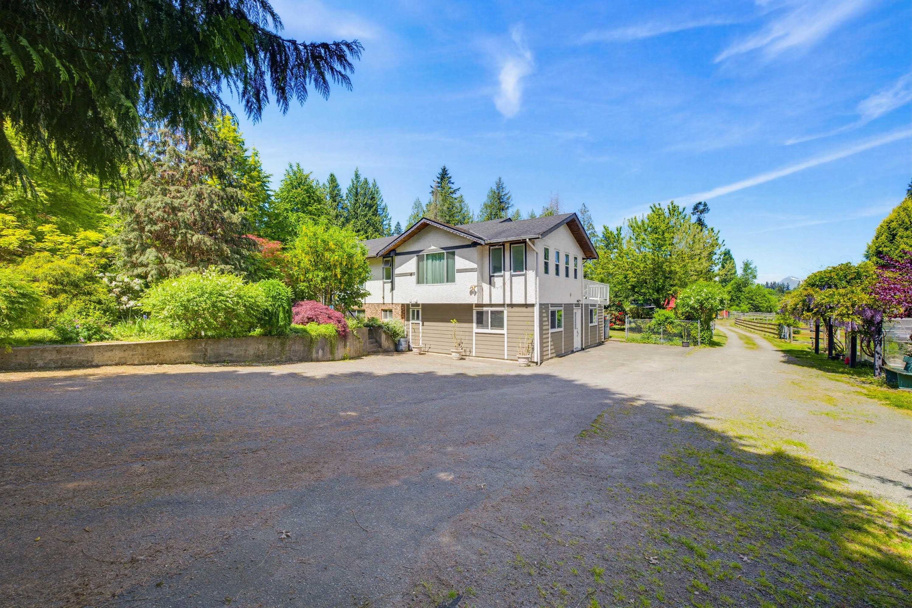 









24105


61

Avenue,
Langley,




BC
V2Y 1M5


