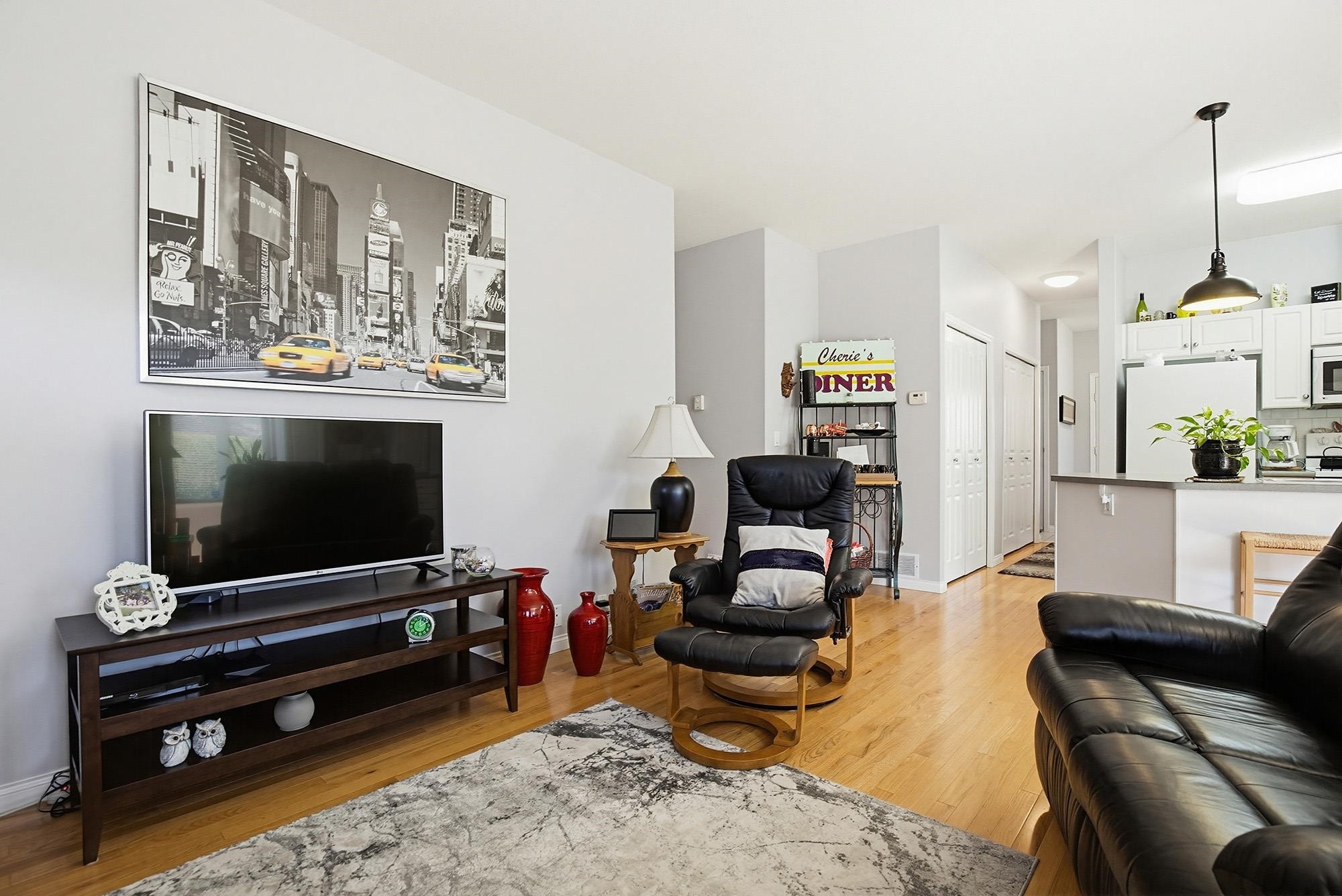 









33751


7

Avenue, 146,
Mission,




BC
V2V 7C2

