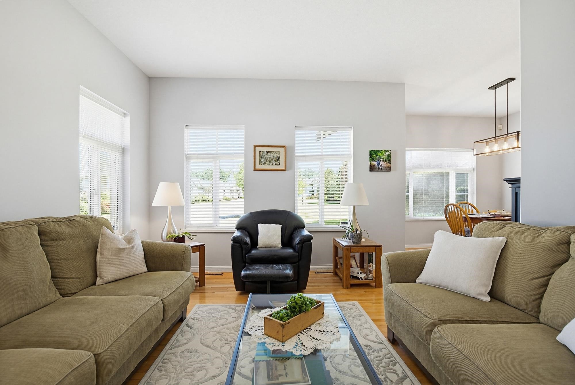 









33751


7

Avenue, 146,
Mission,




BC
V2V 7C2

