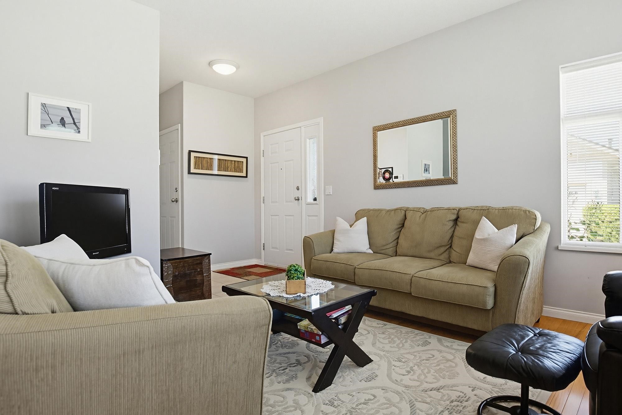 









33751


7

Avenue, 146,
Mission,




BC
V2V 7C2

