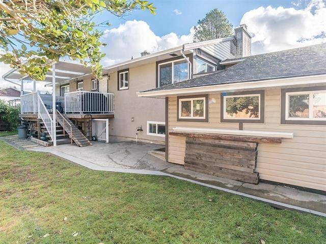 









11719


75a

Avenue,
Delta,




BC
V4C 1J6

