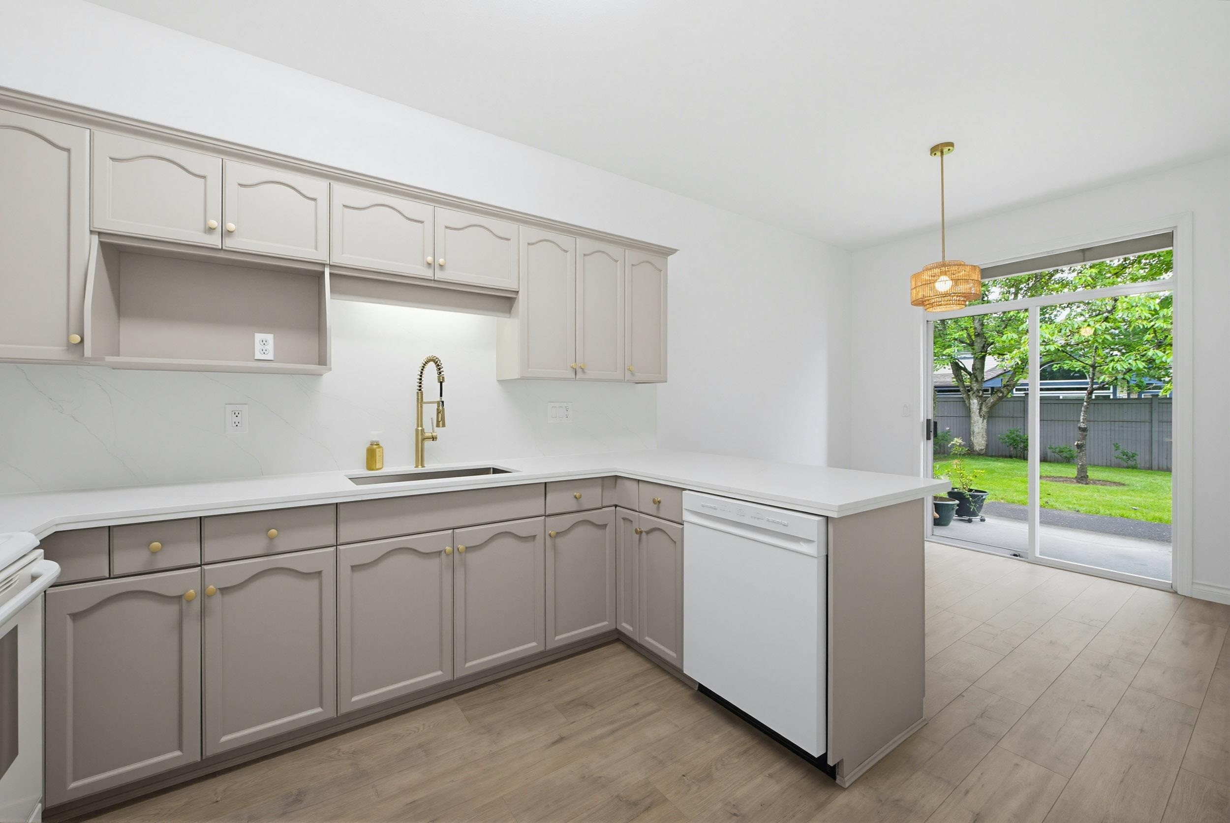 









4740


221

Street, 9,
Langley,




BC
V2Z 1L8


