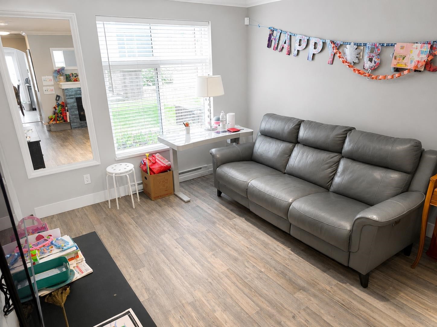 









15833


26

Avenue, 47,
Surrey,




BC
V3Z 2X5

