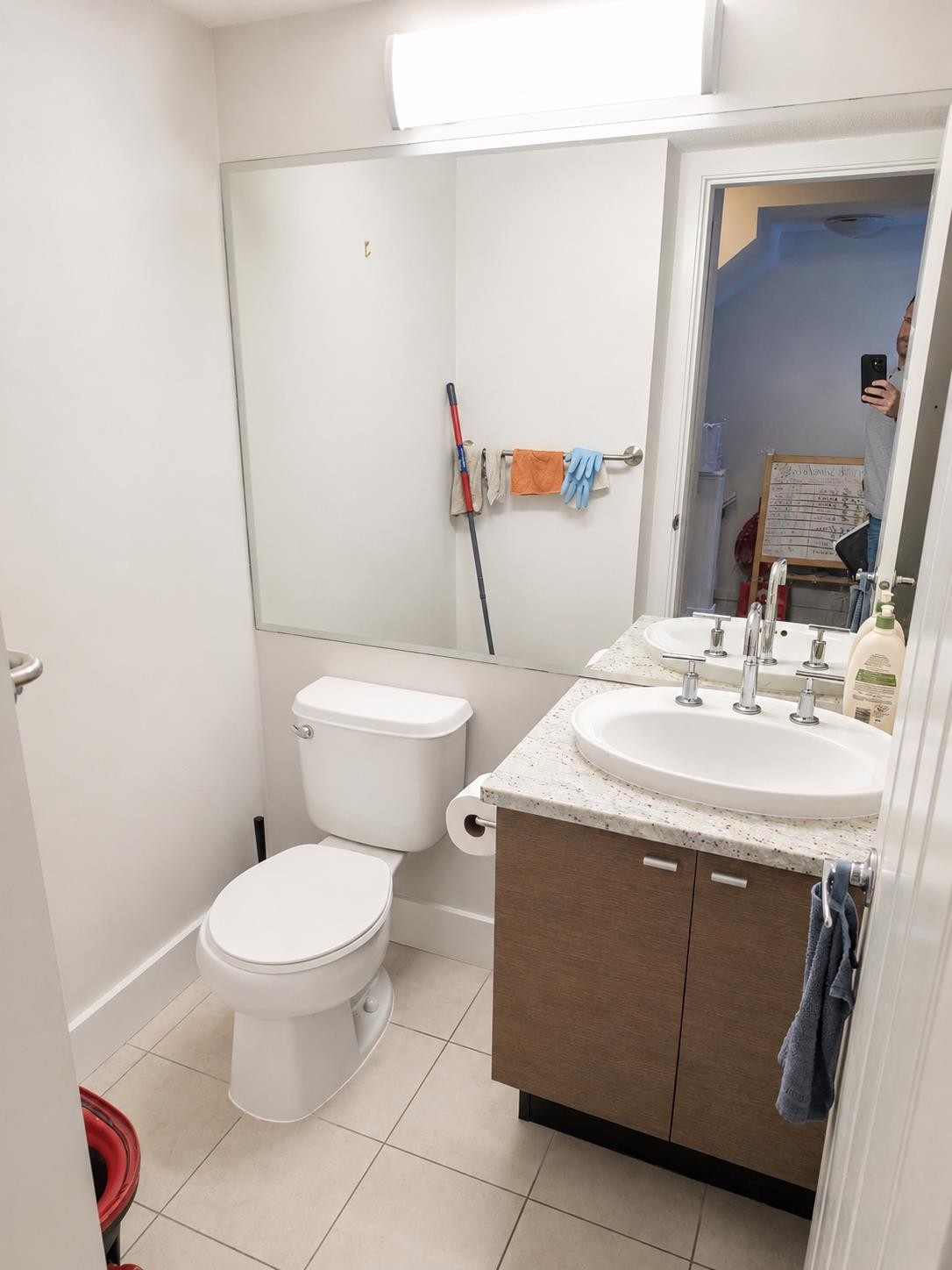 









15833


26

Avenue, 47,
Surrey,




BC
V3Z 2X5

