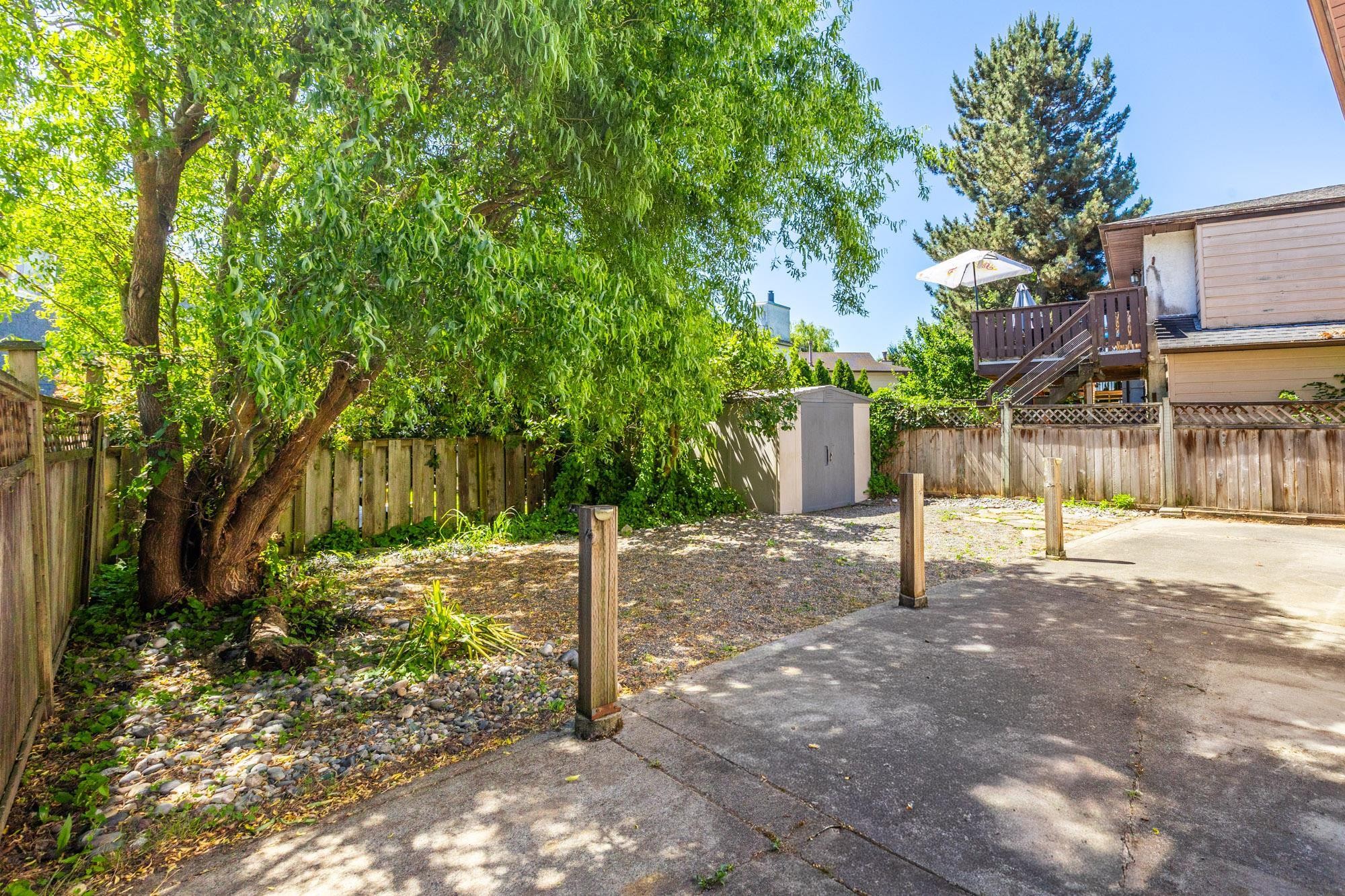 









2266


Willoughby

Way,
Langley,




BC
V2Y 1C1

