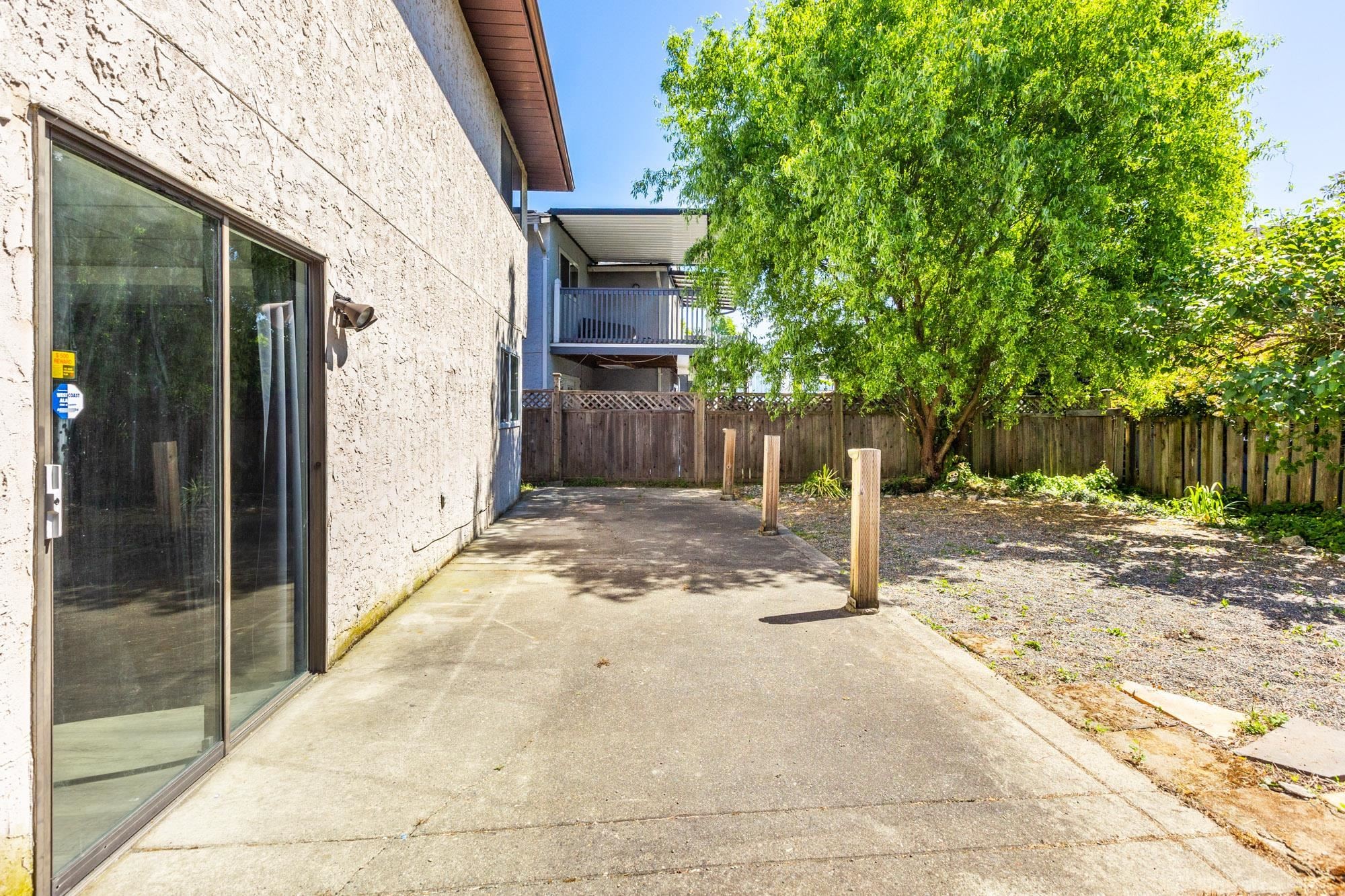 









2266


Willoughby

Way,
Langley,




BC
V2Y 1C1

