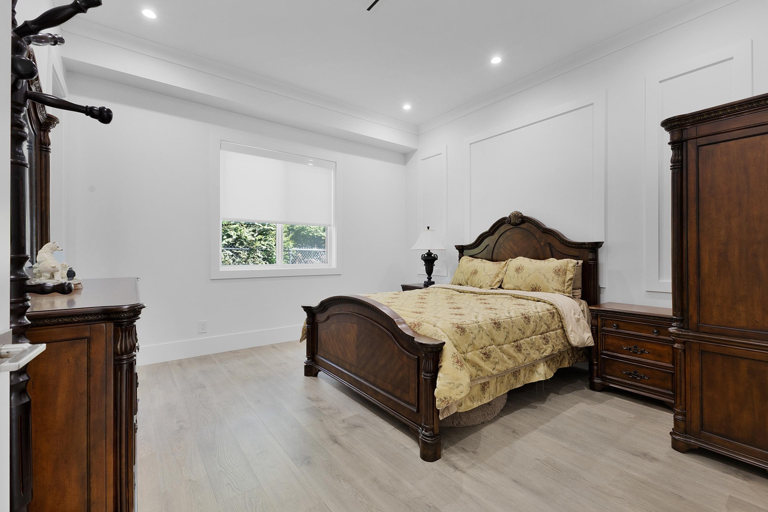 









13170


57

Avenue,
Surrey,




BC
V3X 0K2

